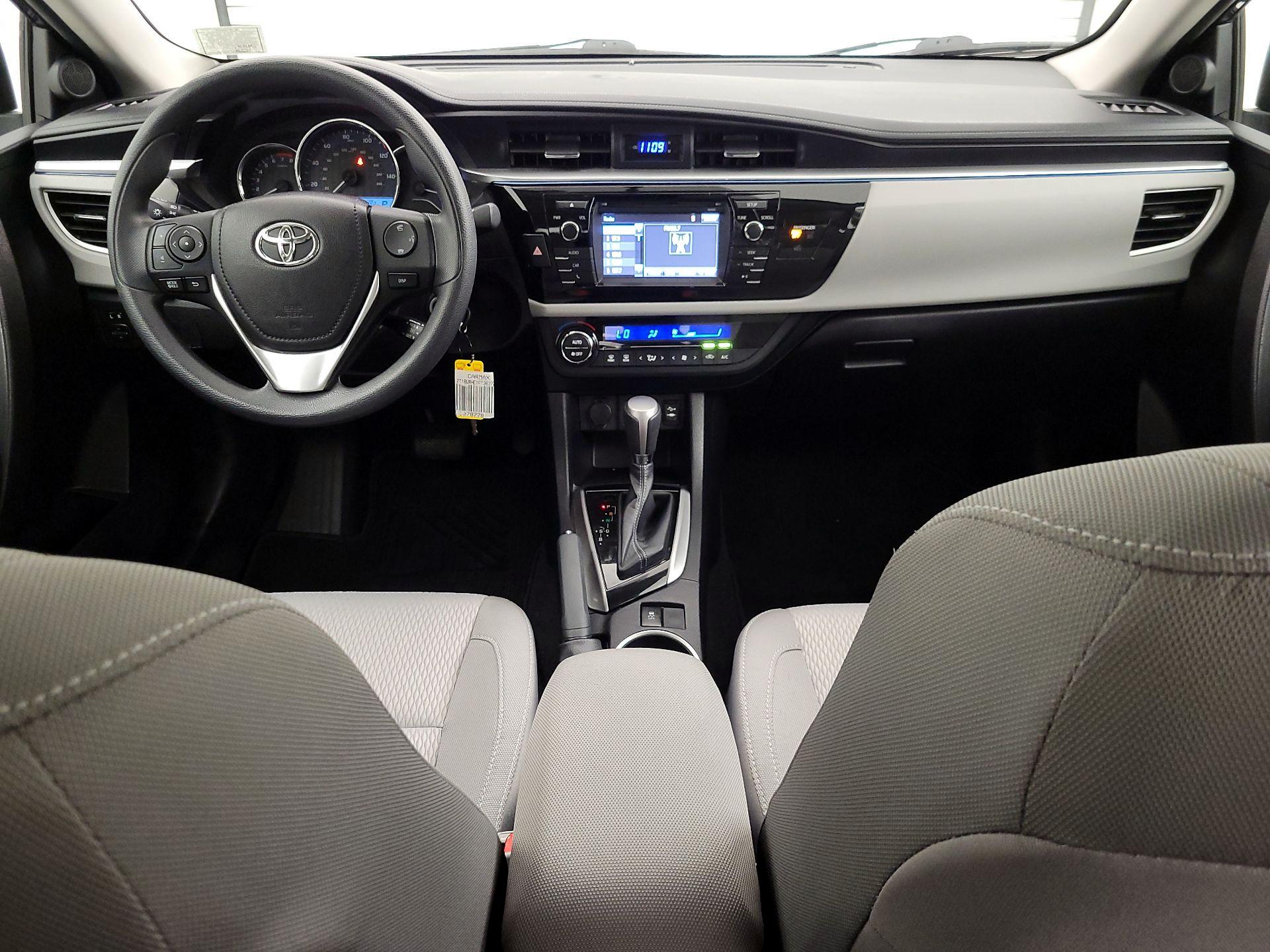 Thumbnail: 2015 Toyota Corolla - 9