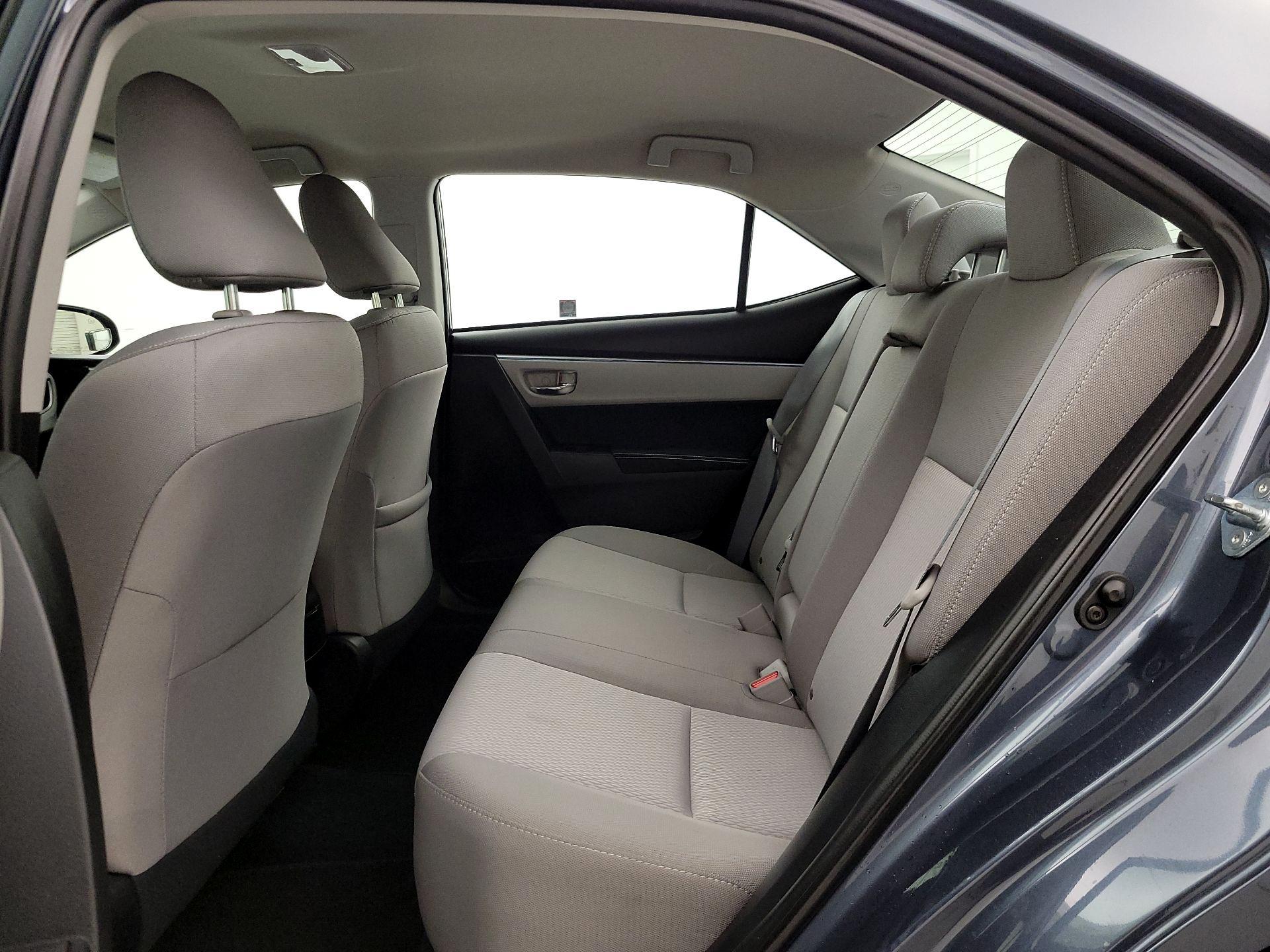 Thumbnail: 2015 Toyota Corolla - 19