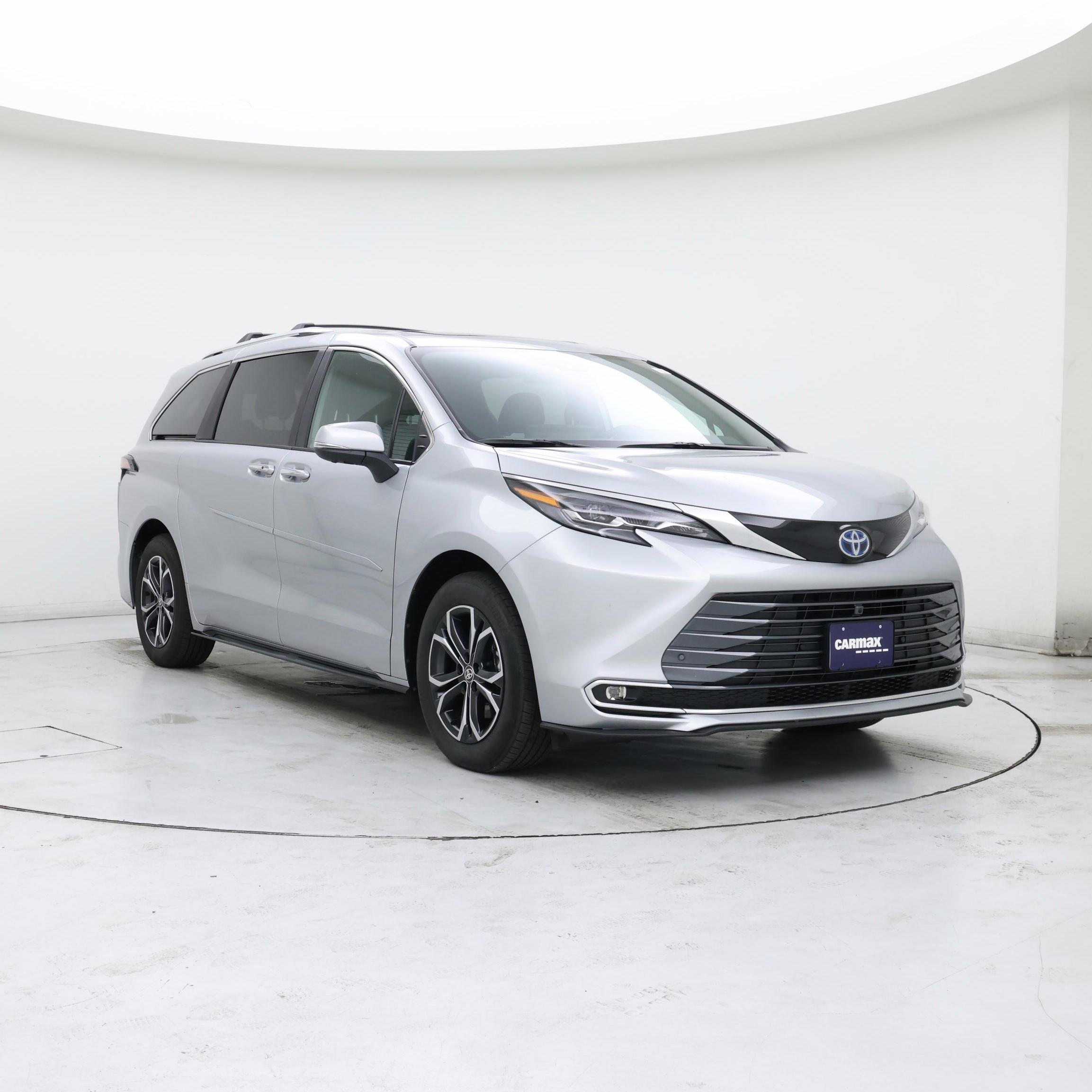  2025 Toyota Sienna Platinum 7-Passenger AWD   