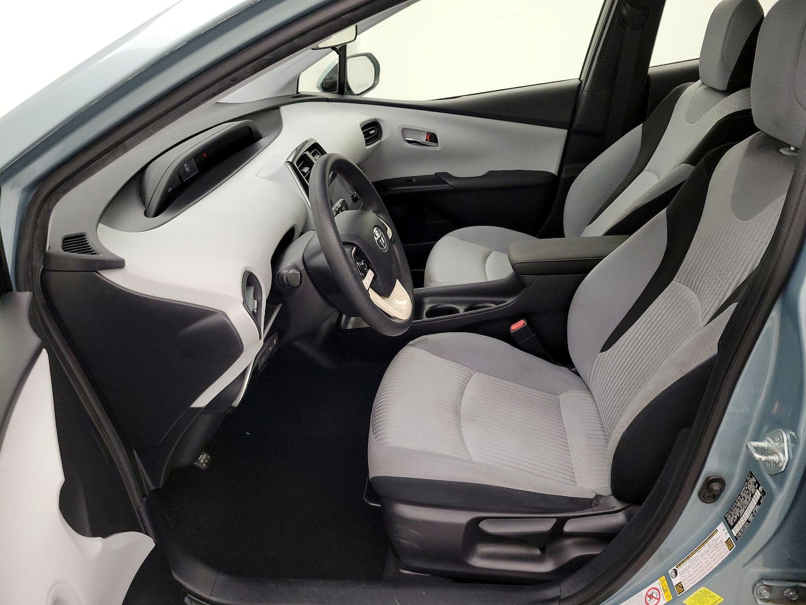 2017 Toyota Prius Two - Photo 12