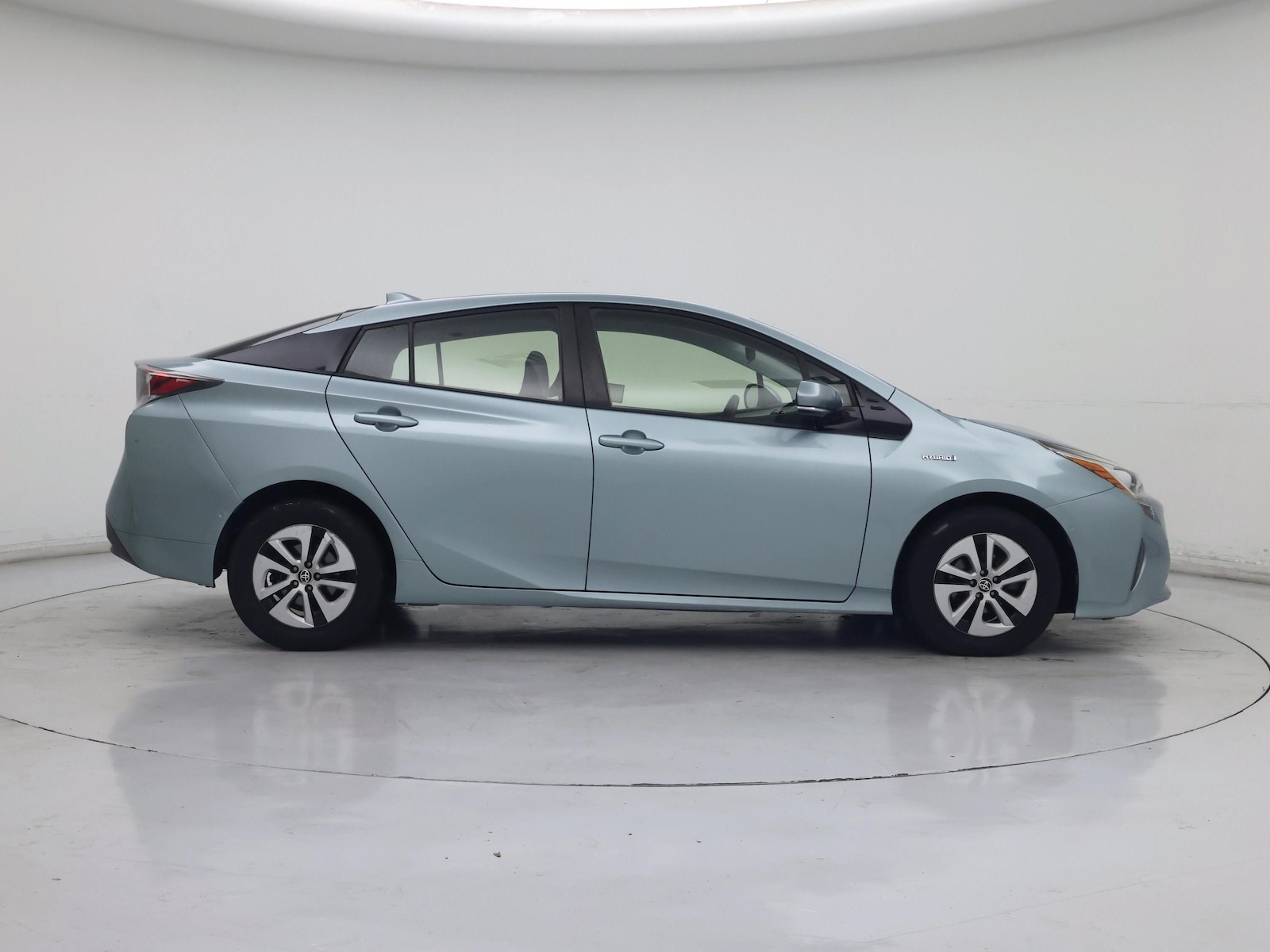 2017 Toyota Prius Two - Photo 8