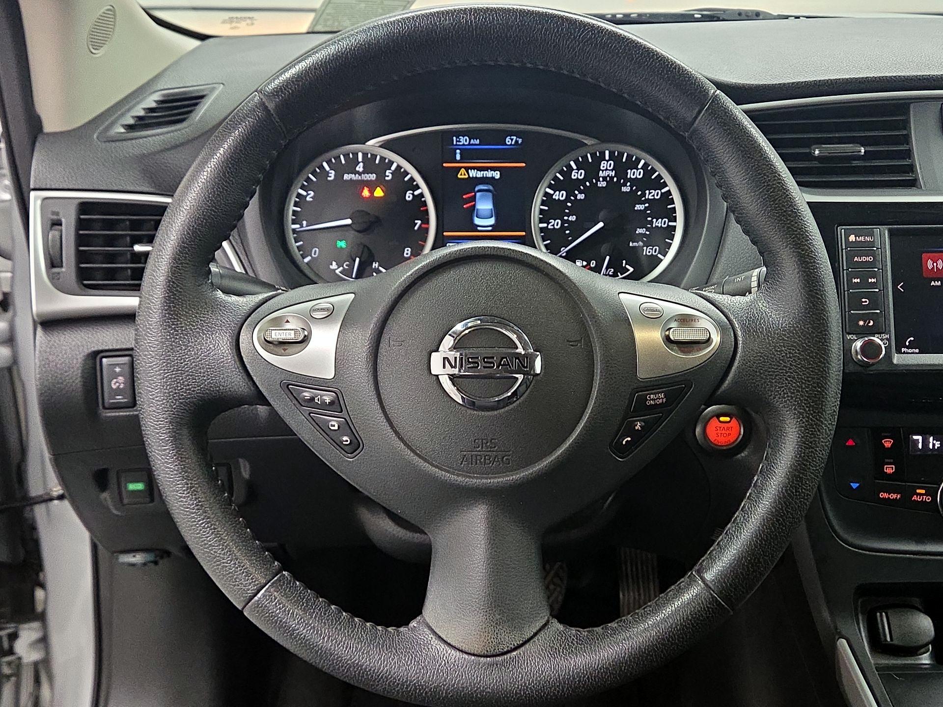 Thumbnail: 2019 Nissan Sentra - 10