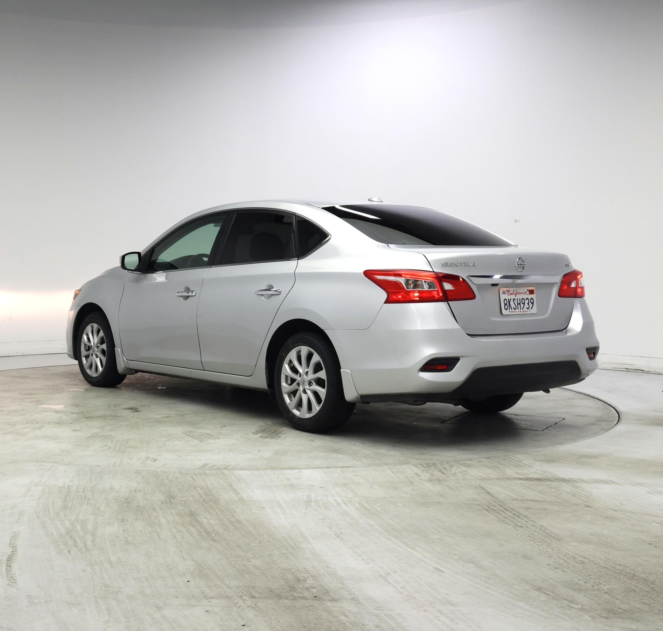 Thumbnail: 2019 Nissan Sentra - 2