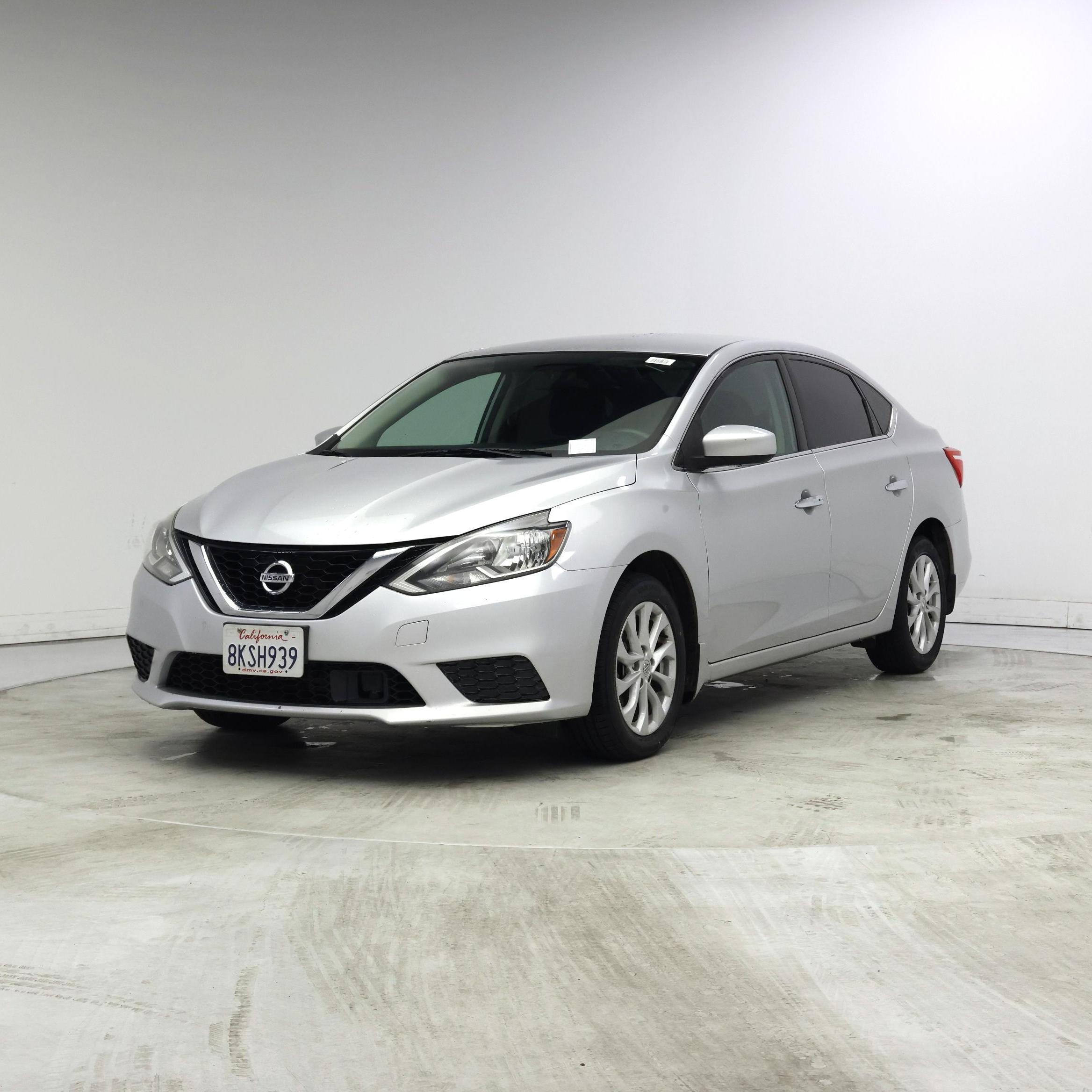 Thumbnail: 2019 Nissan Sentra - 4