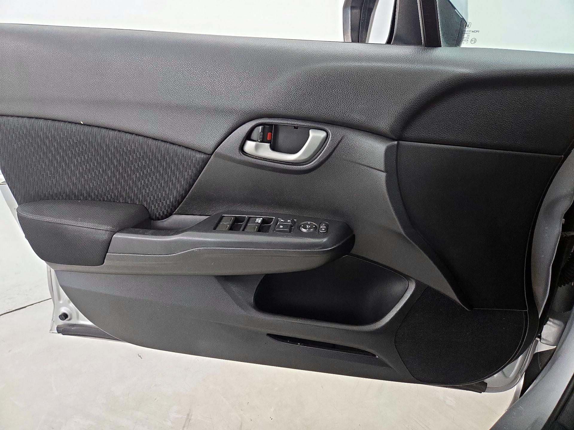 Thumbnail: 2014 Honda Civic - 12