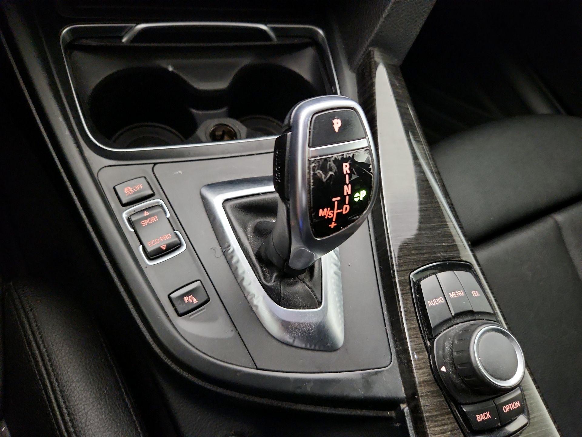 Thumbnail: 2016 BMW 4 Series - 17