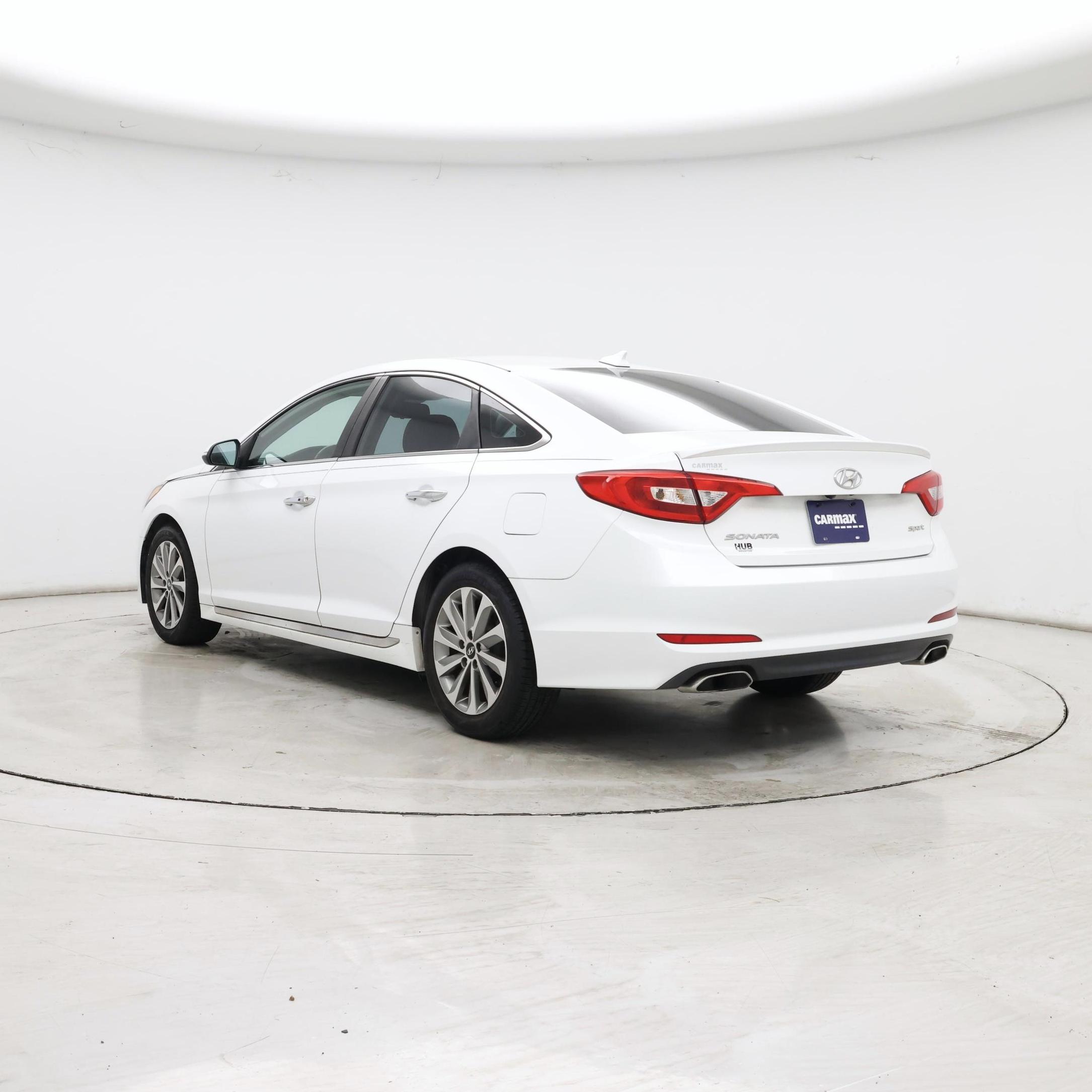 Thumbnail: 2016 Hyundai Sonata - 2
