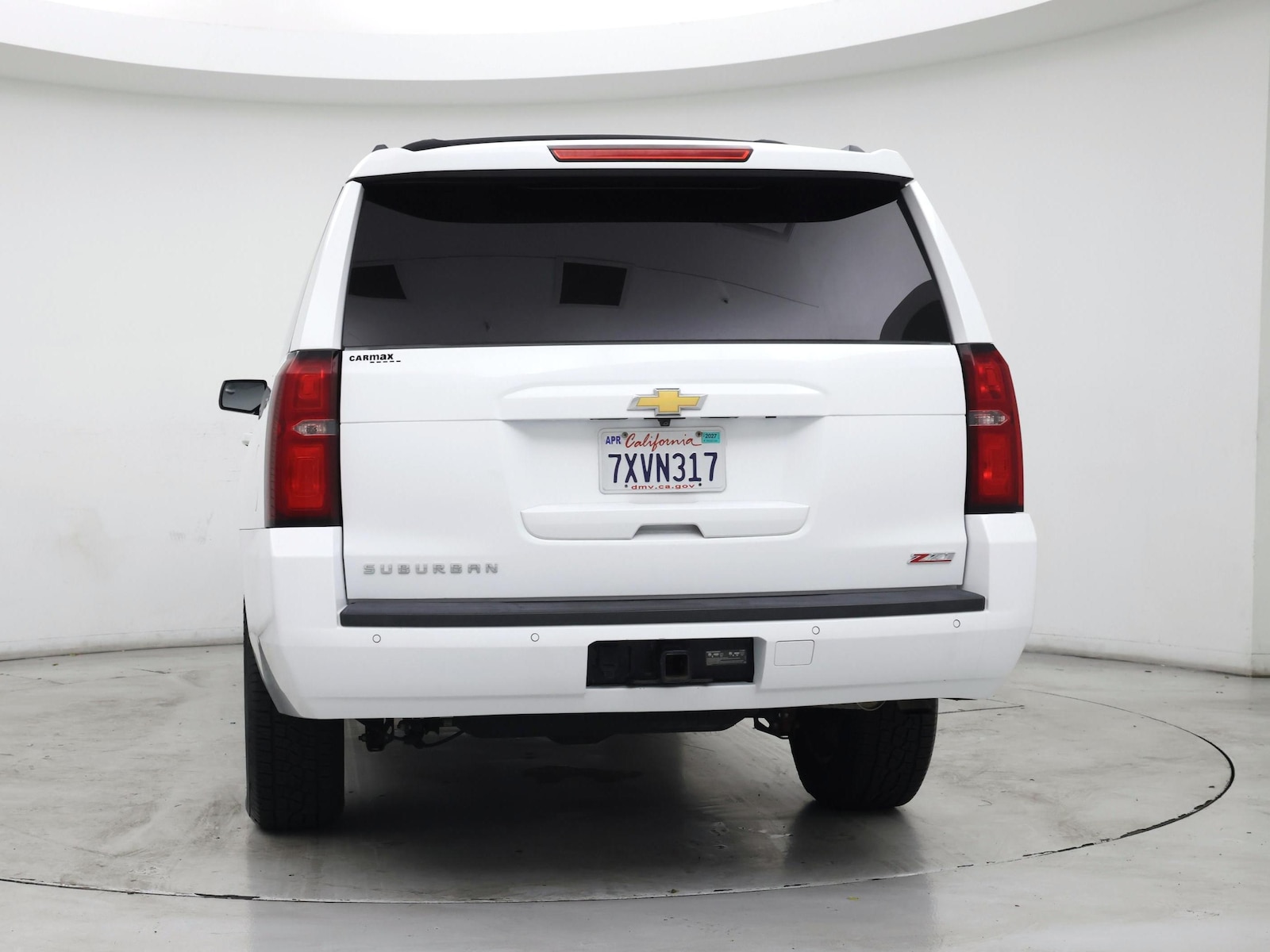 2017 Chevrolet Suburban LT - Photo 7