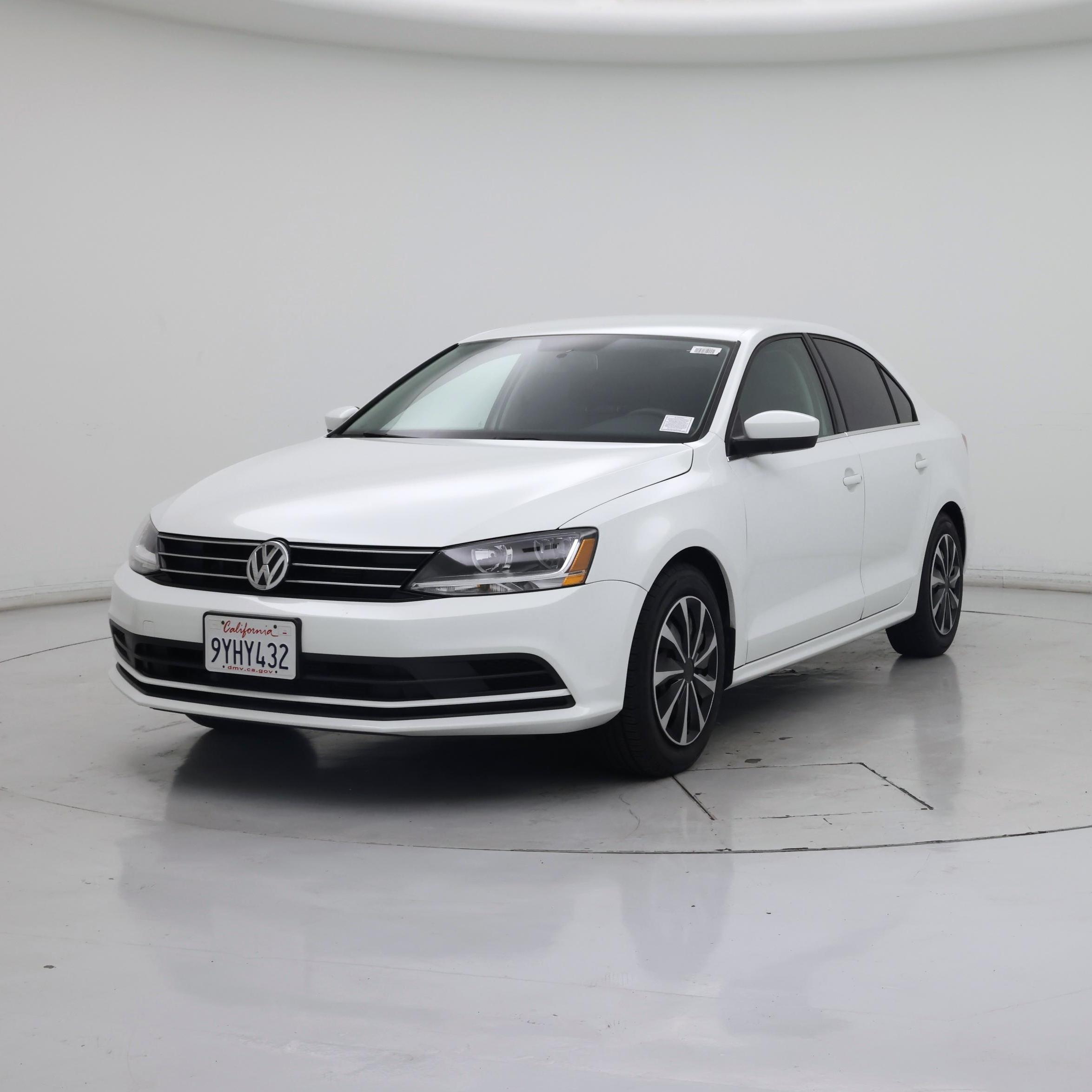 Thumbnail: 2017 Volkswagen Jetta - 4
