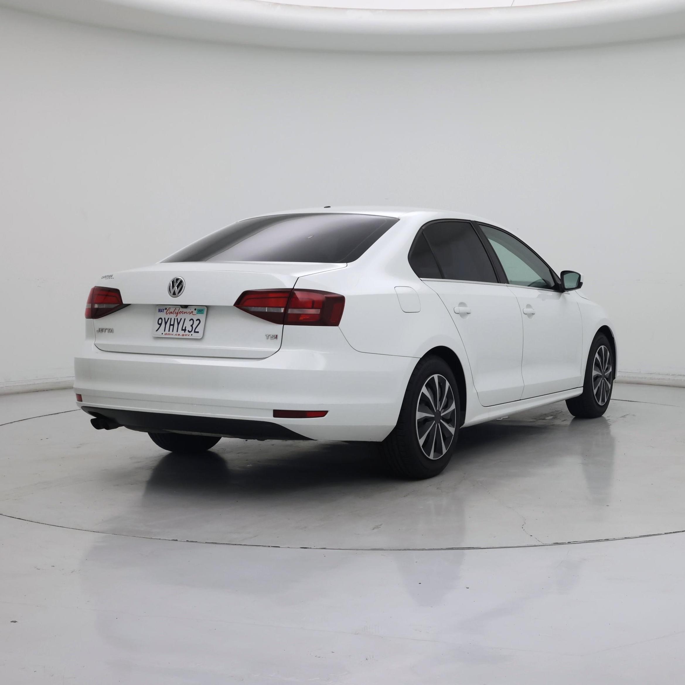 Thumbnail: 2017 Volkswagen Jetta - 8