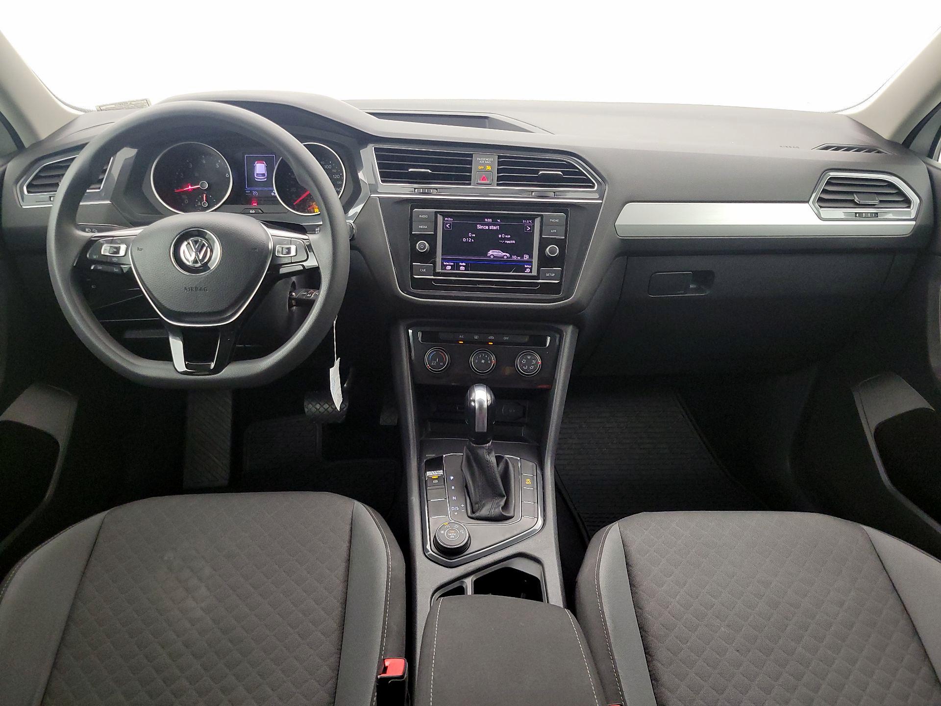 Thumbnail: 2019 Volkswagen Tiguan - 9