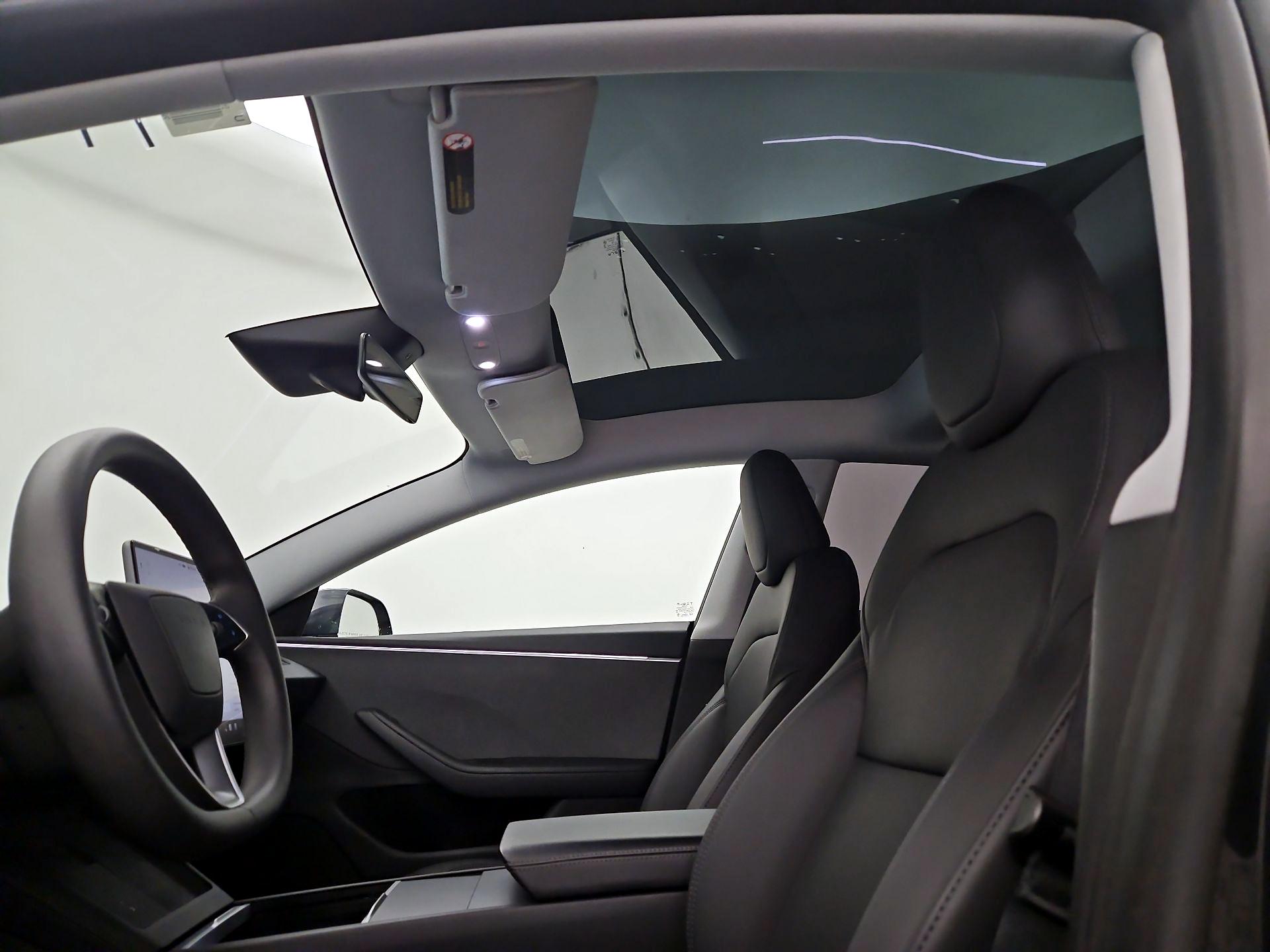 Thumbnail: 2024 Tesla Model 3 - 18