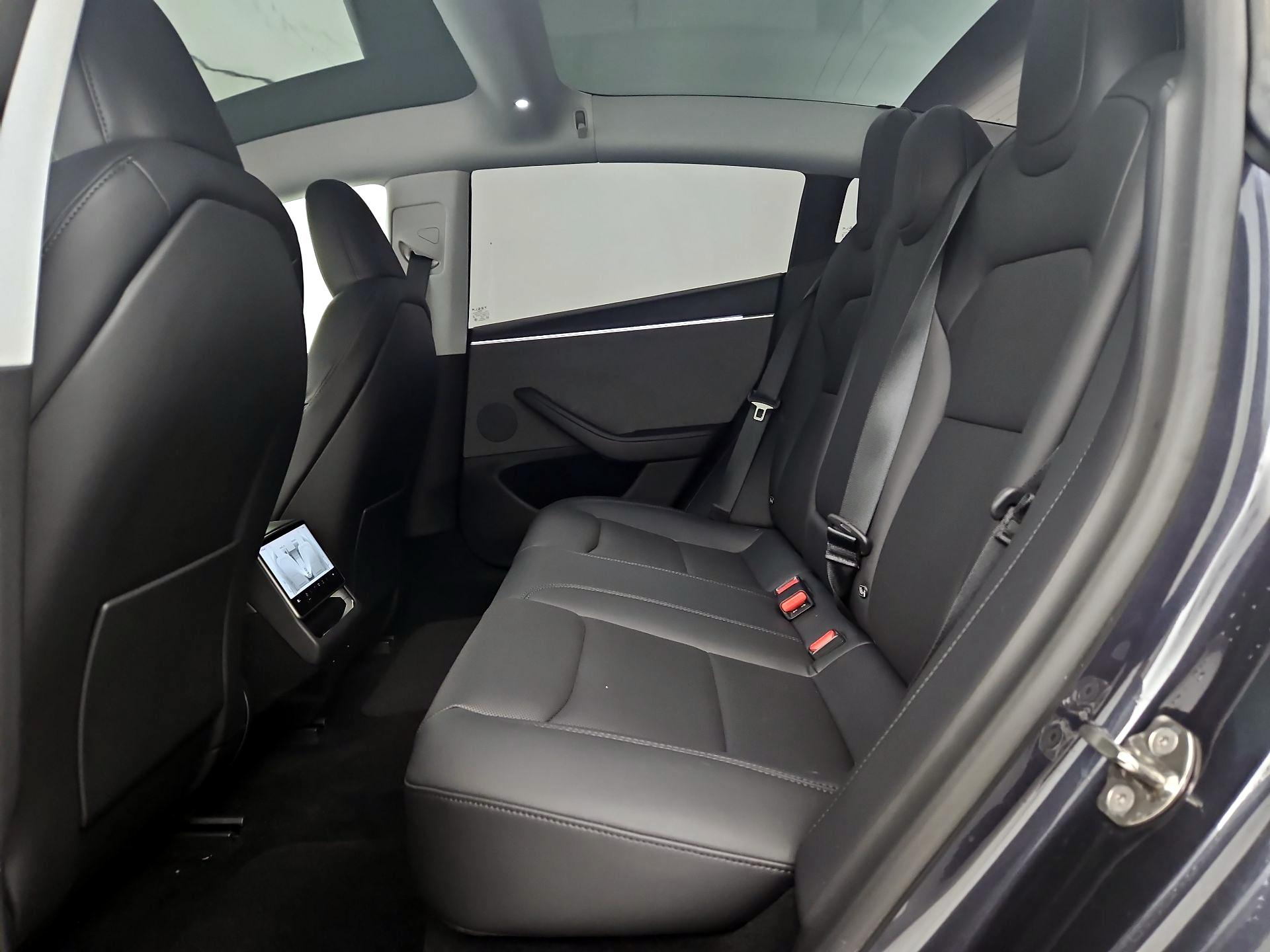 Thumbnail: 2024 Tesla Model 3 - 19