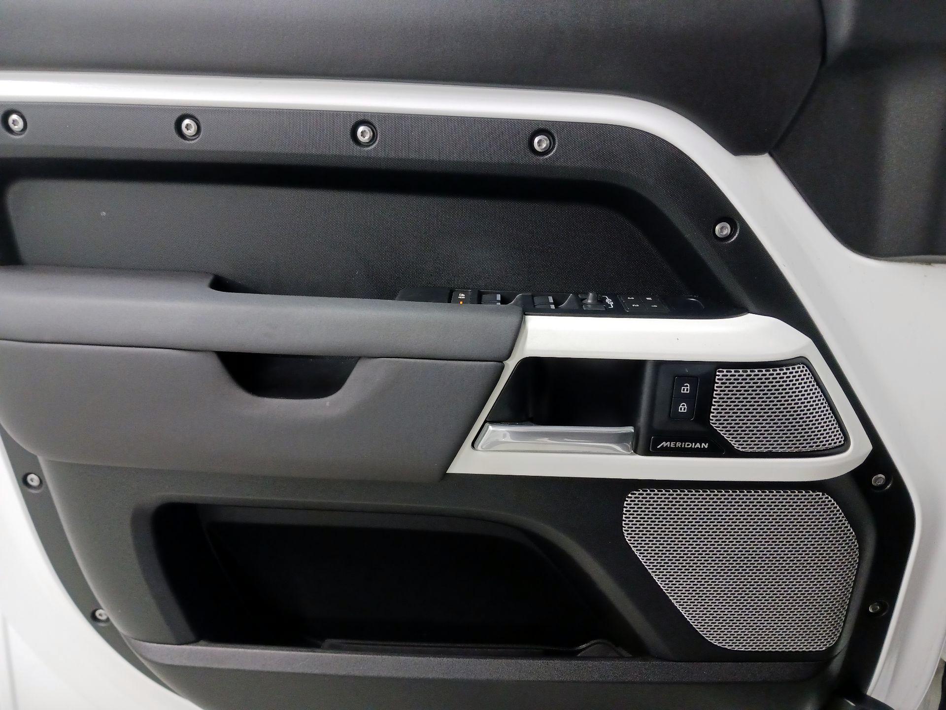 Thumbnail: 2024 Land Rover Defender - 12