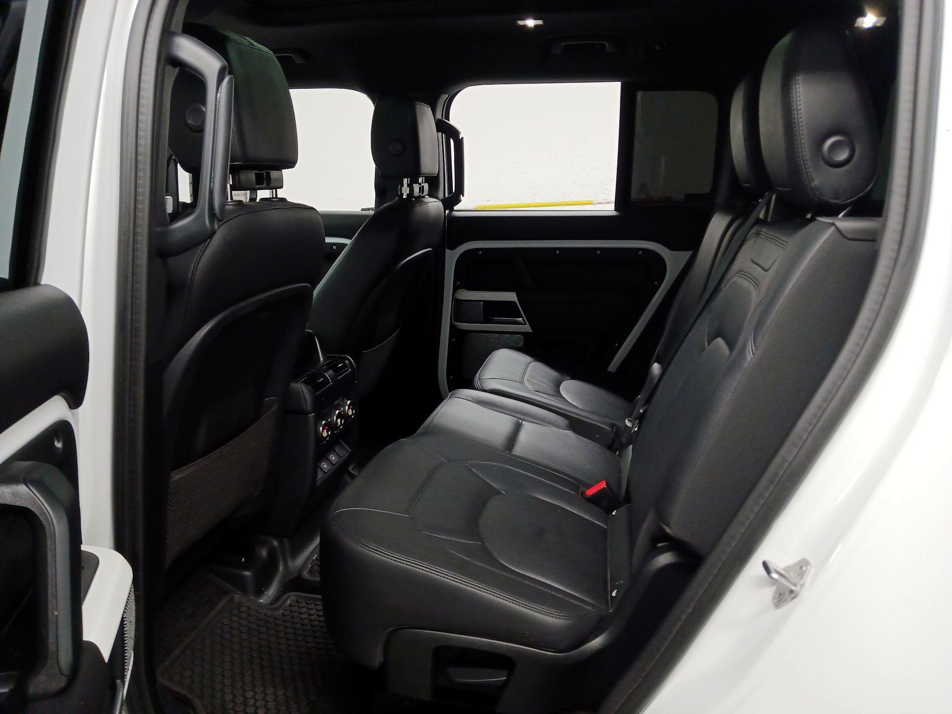 Thumbnail: 2024 Land Rover Defender - 20