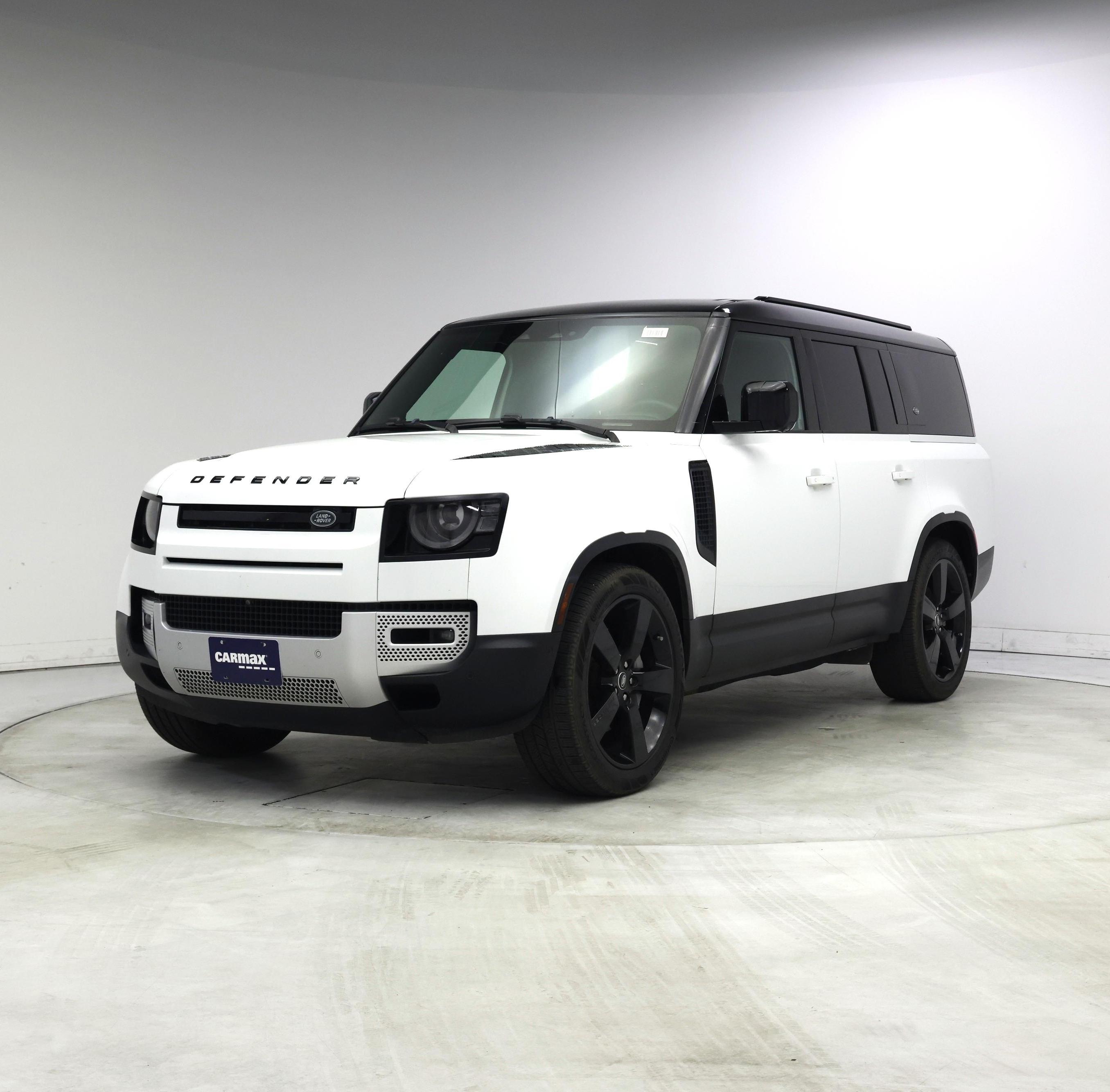 Thumbnail: 2024 Land Rover Defender - 4