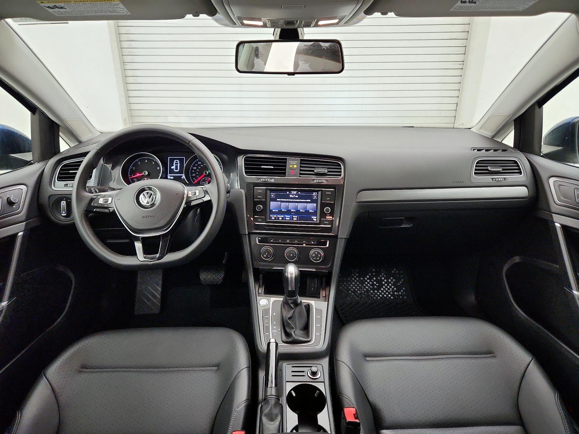 Thumbnail: 2021 Volkswagen Golf - 9