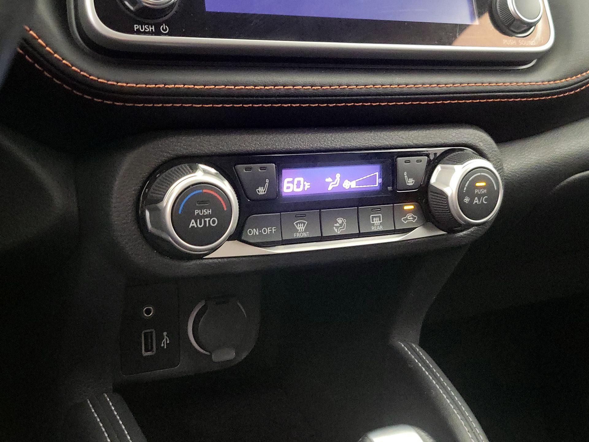 Thumbnail: 2020 Nissan Kicks - 15