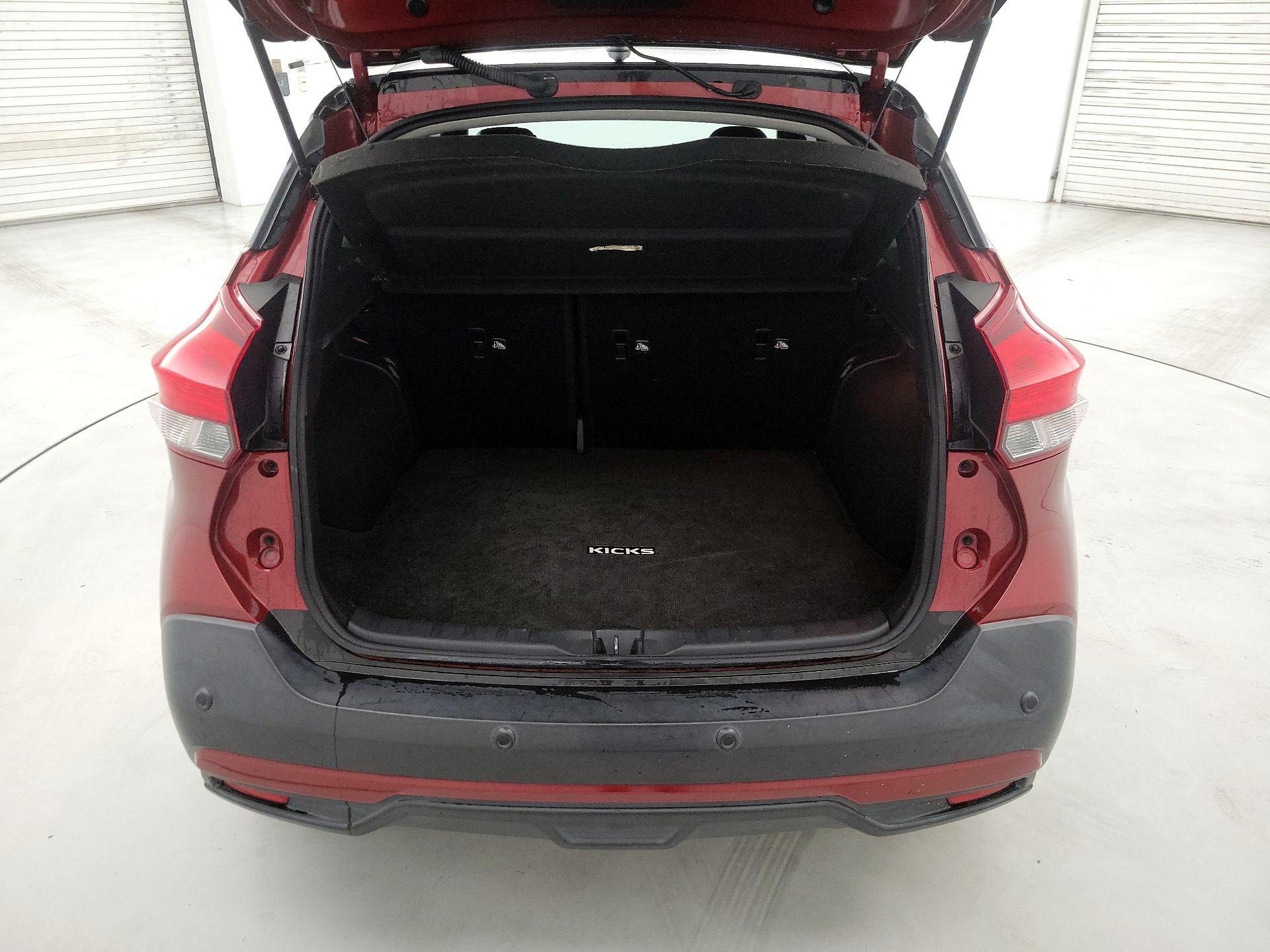 Thumbnail: 2020 Nissan Kicks - 19