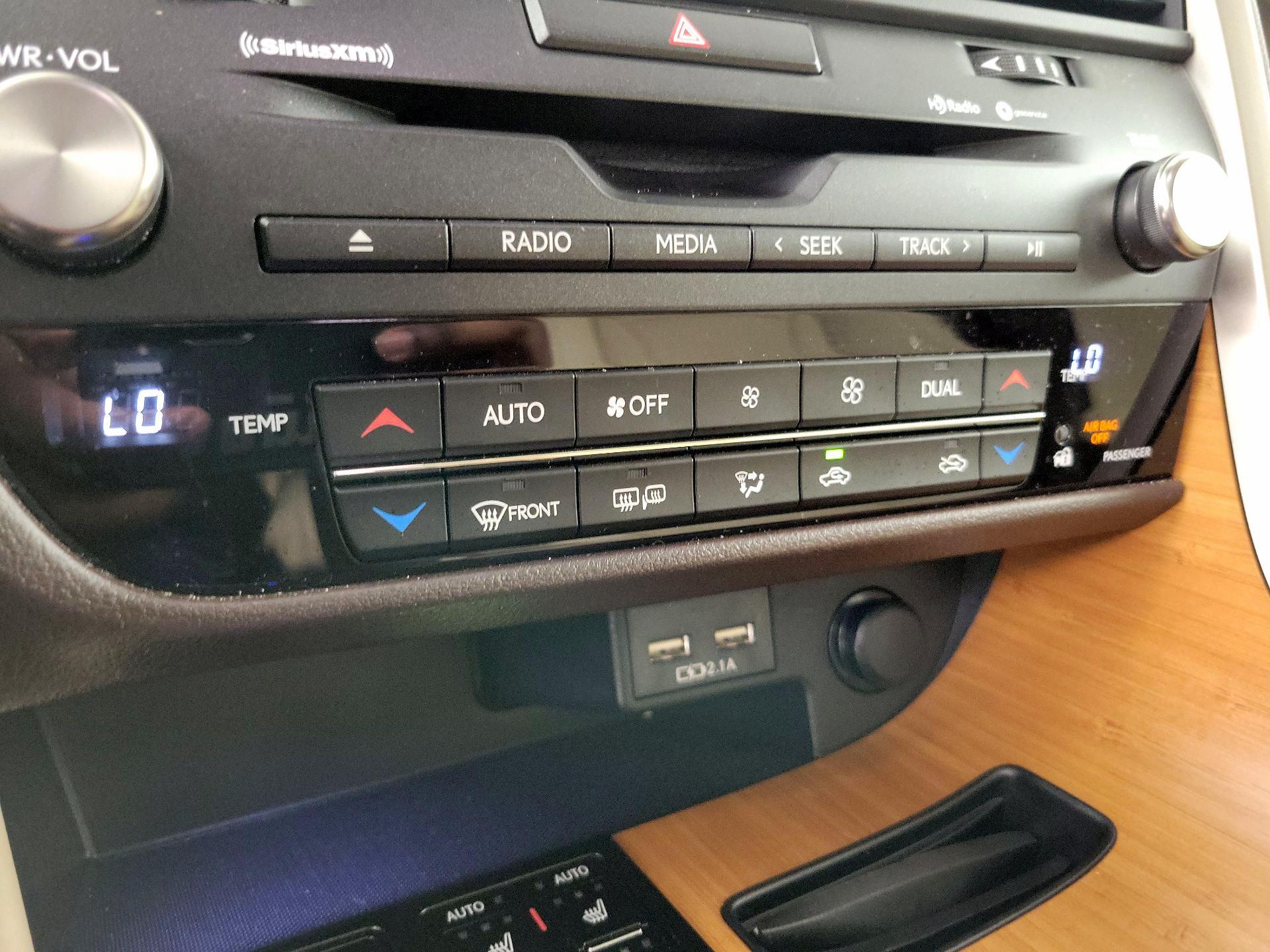Thumbnail: 2020 Lexus RX - 16