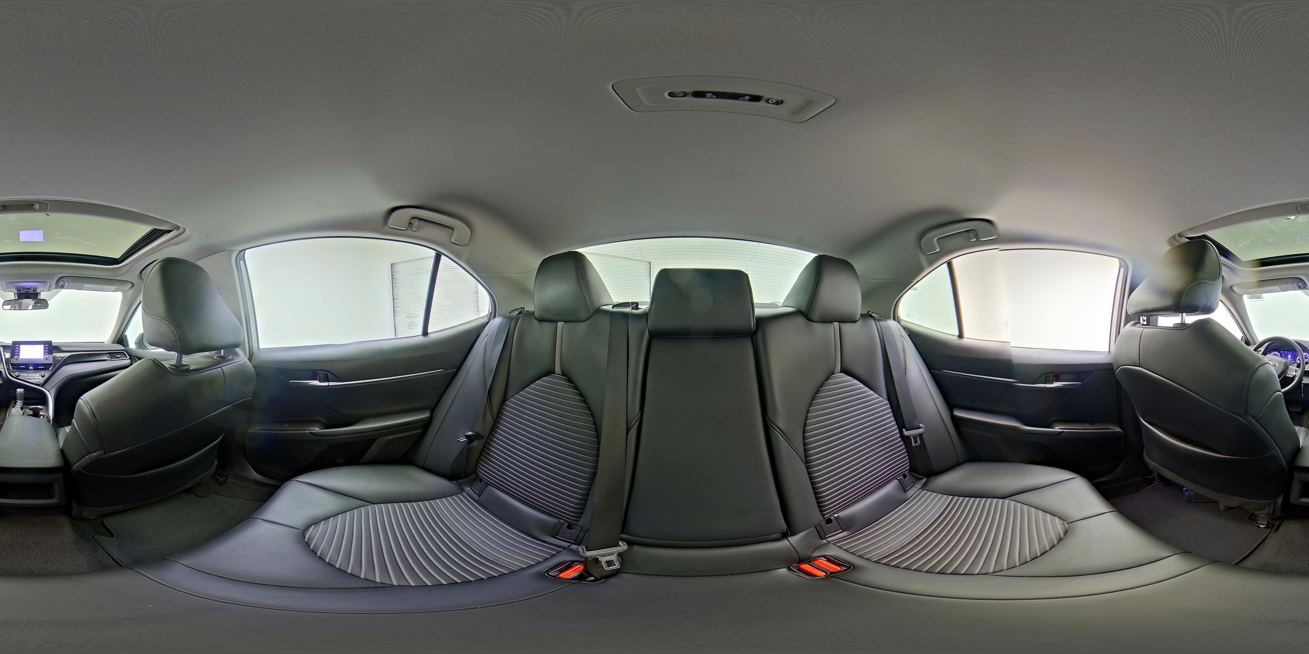 2021 Toyota Camry SE - Photo 26