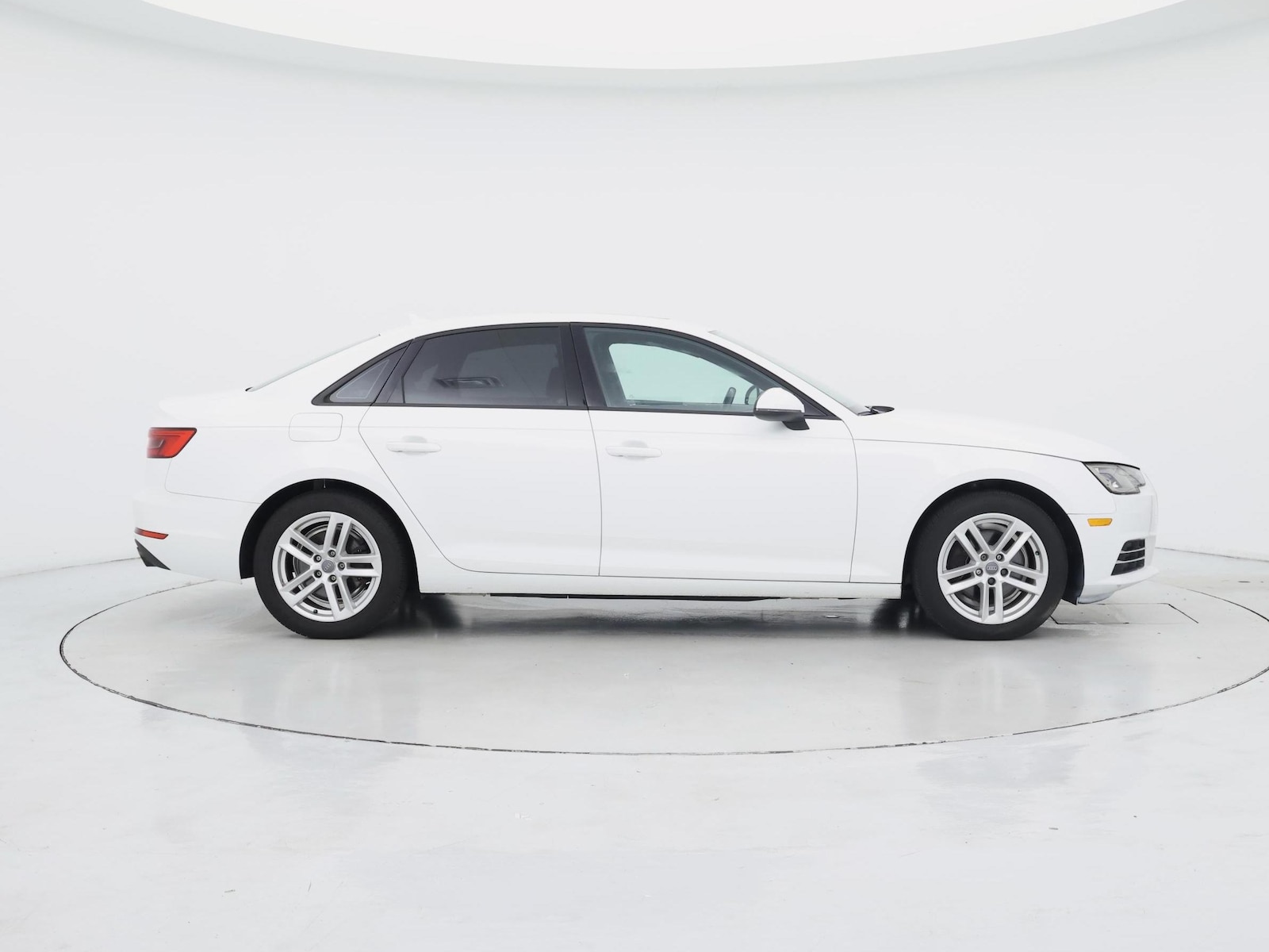 2017 Audi A4 Premium - Photo 8