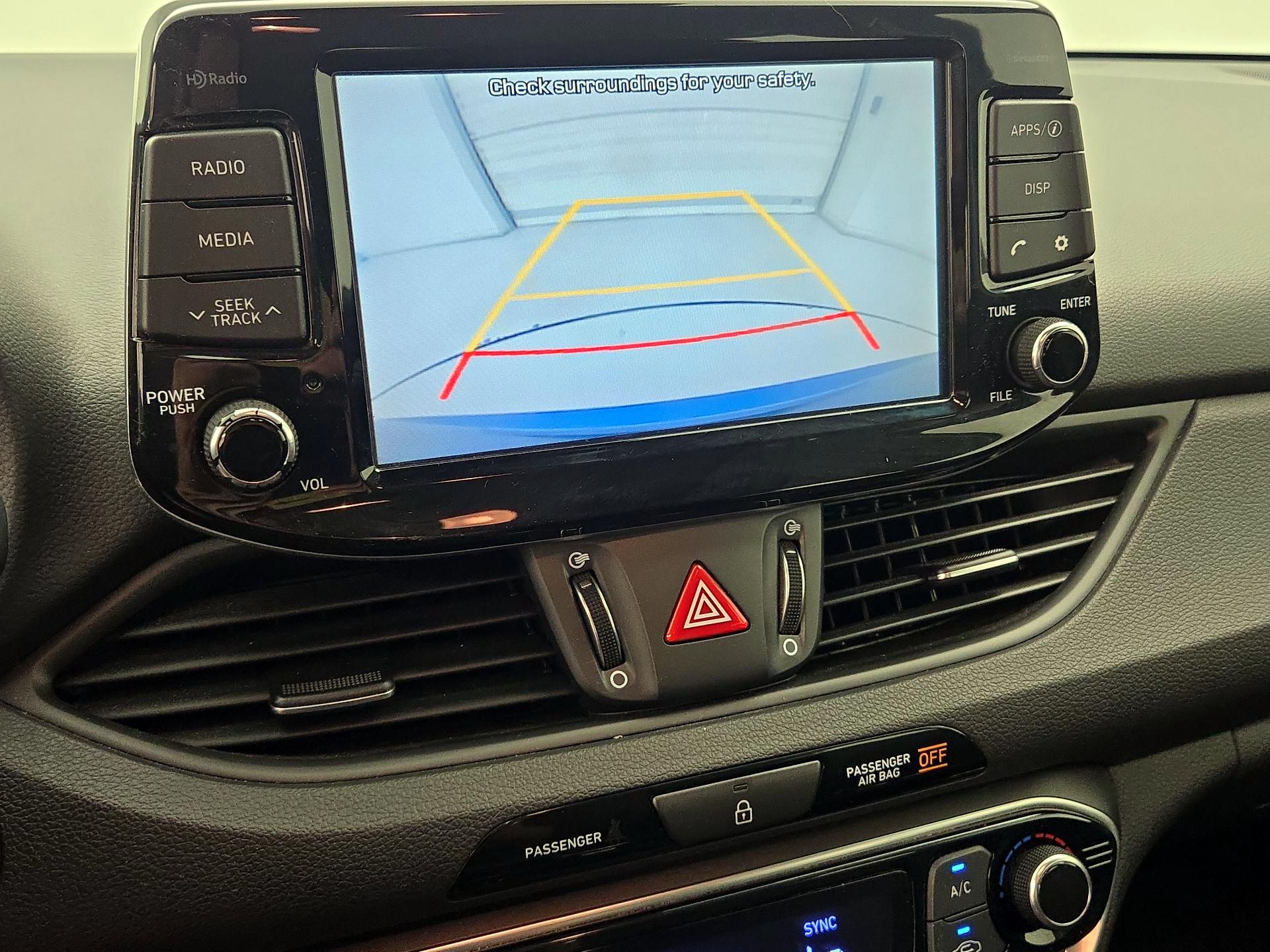 Thumbnail: 2018 Hyundai Elantra - 14