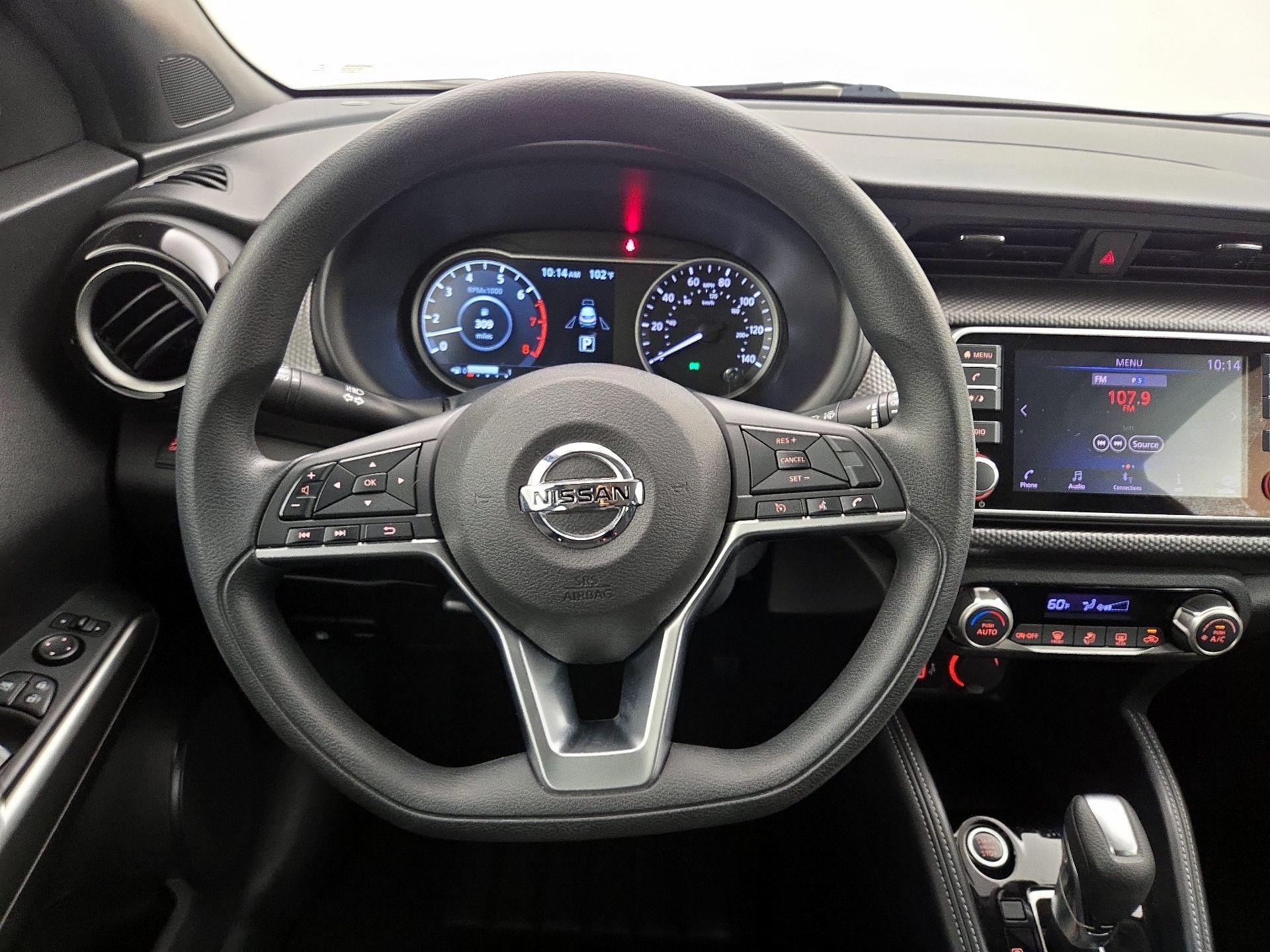 Thumbnail: 2019 Nissan Kicks - 10