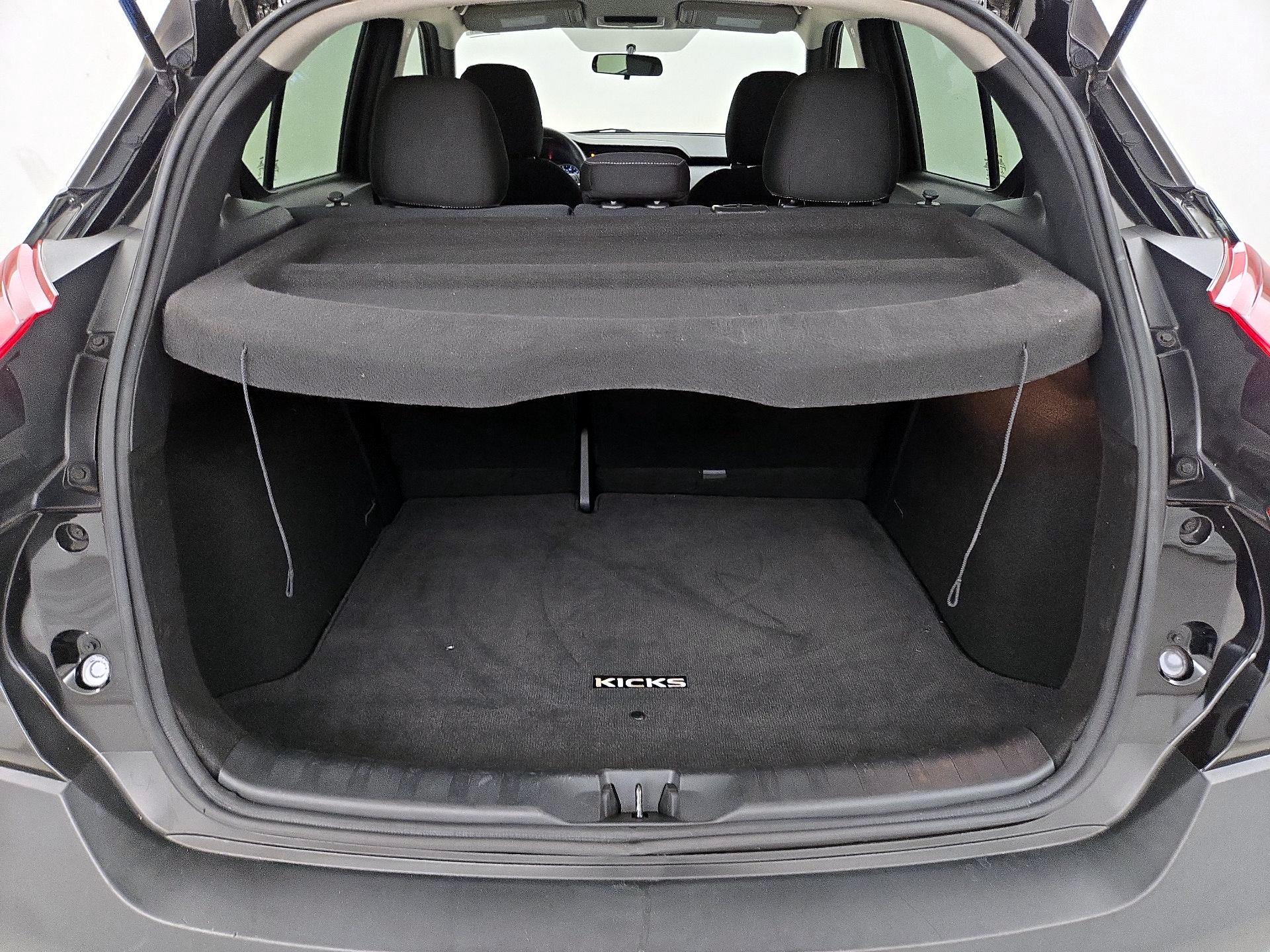 Thumbnail: 2019 Nissan Kicks - 20