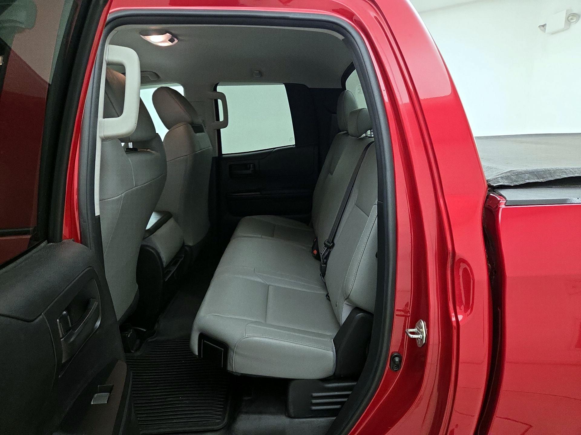 Thumbnail: 2021 Toyota Tundra - 19