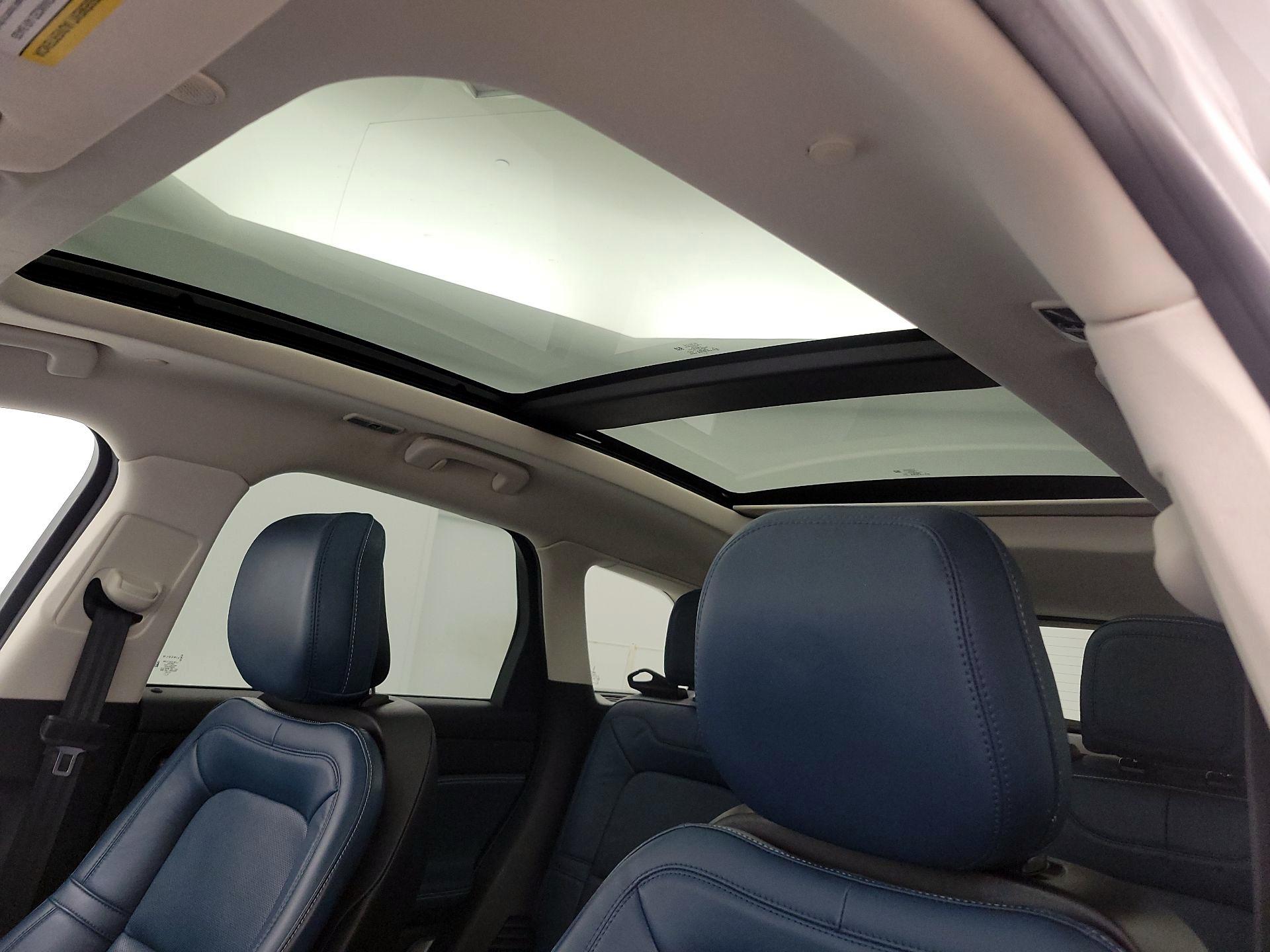 Thumbnail: 2020 Lincoln Corsair - 20