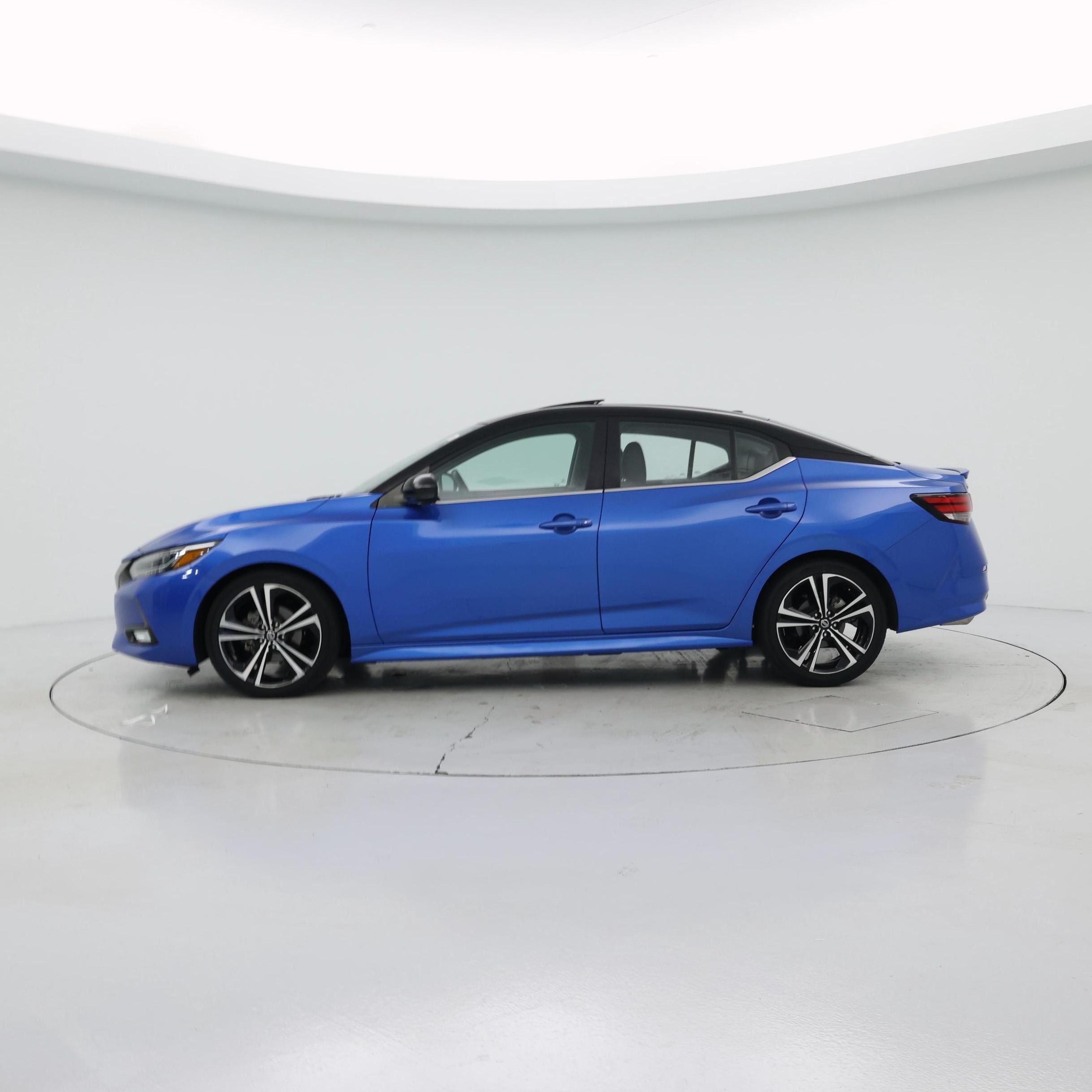 Thumbnail: 2021 Nissan Sentra - 3