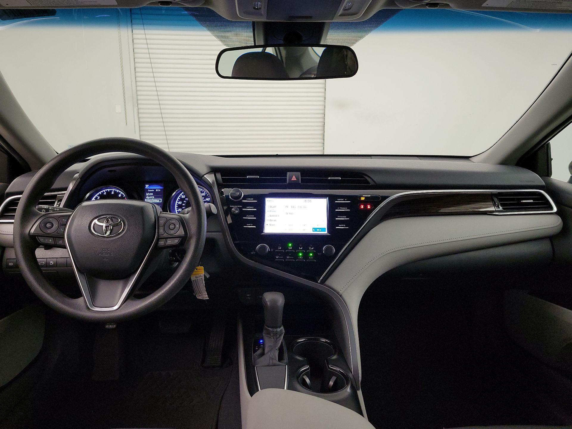 Thumbnail: 2018 Toyota Camry - 9