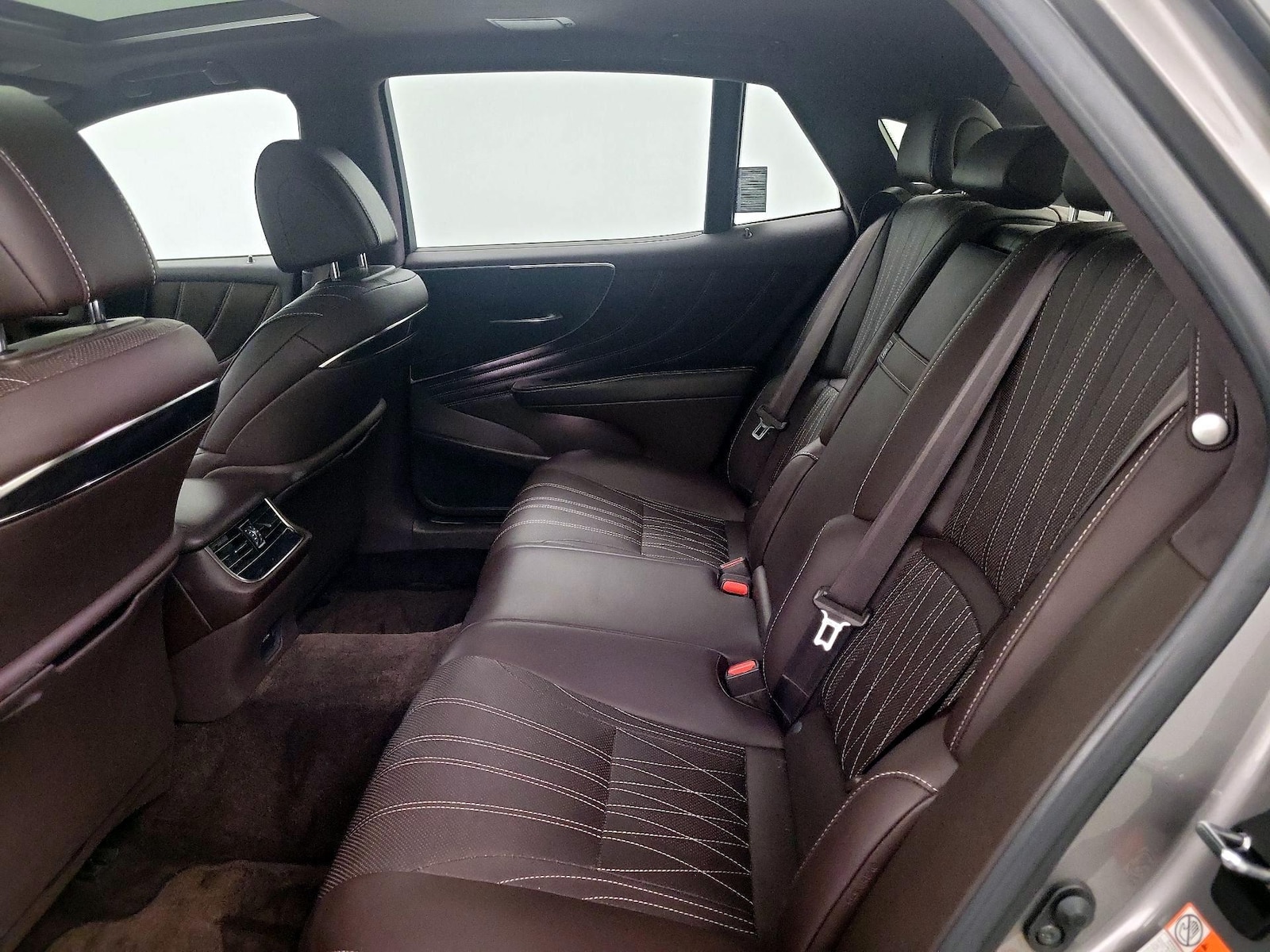 2018 Lexus LS Base - Photo 22