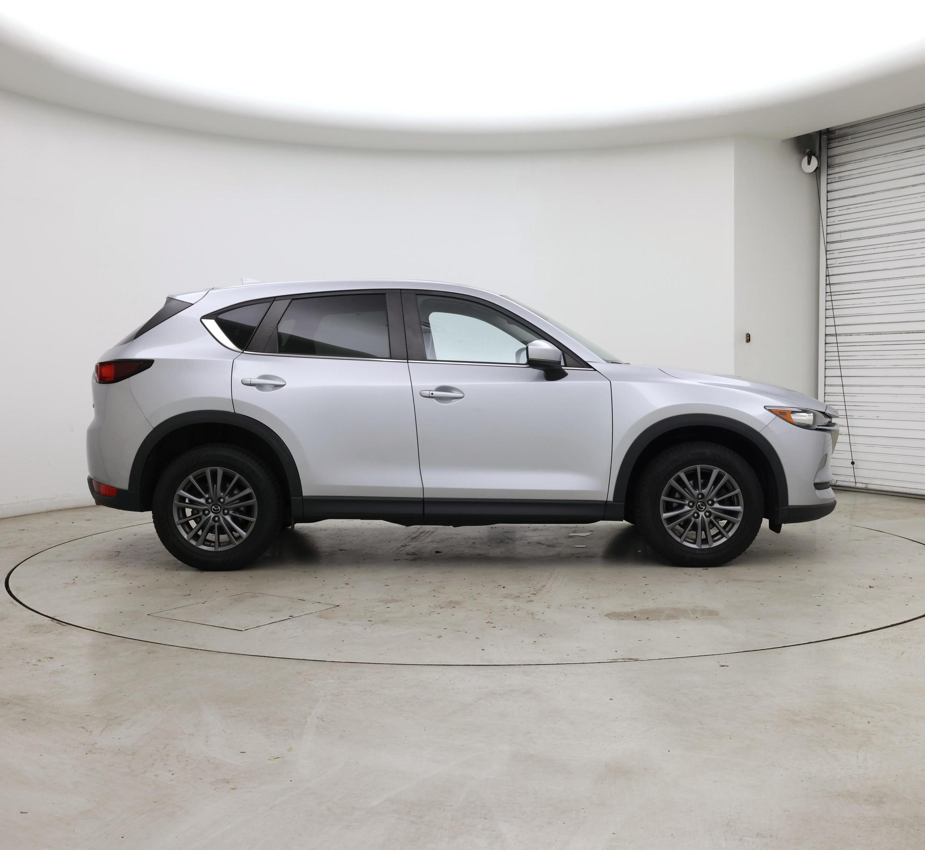Thumbnail: 2017 Mazda CX-5 - 7