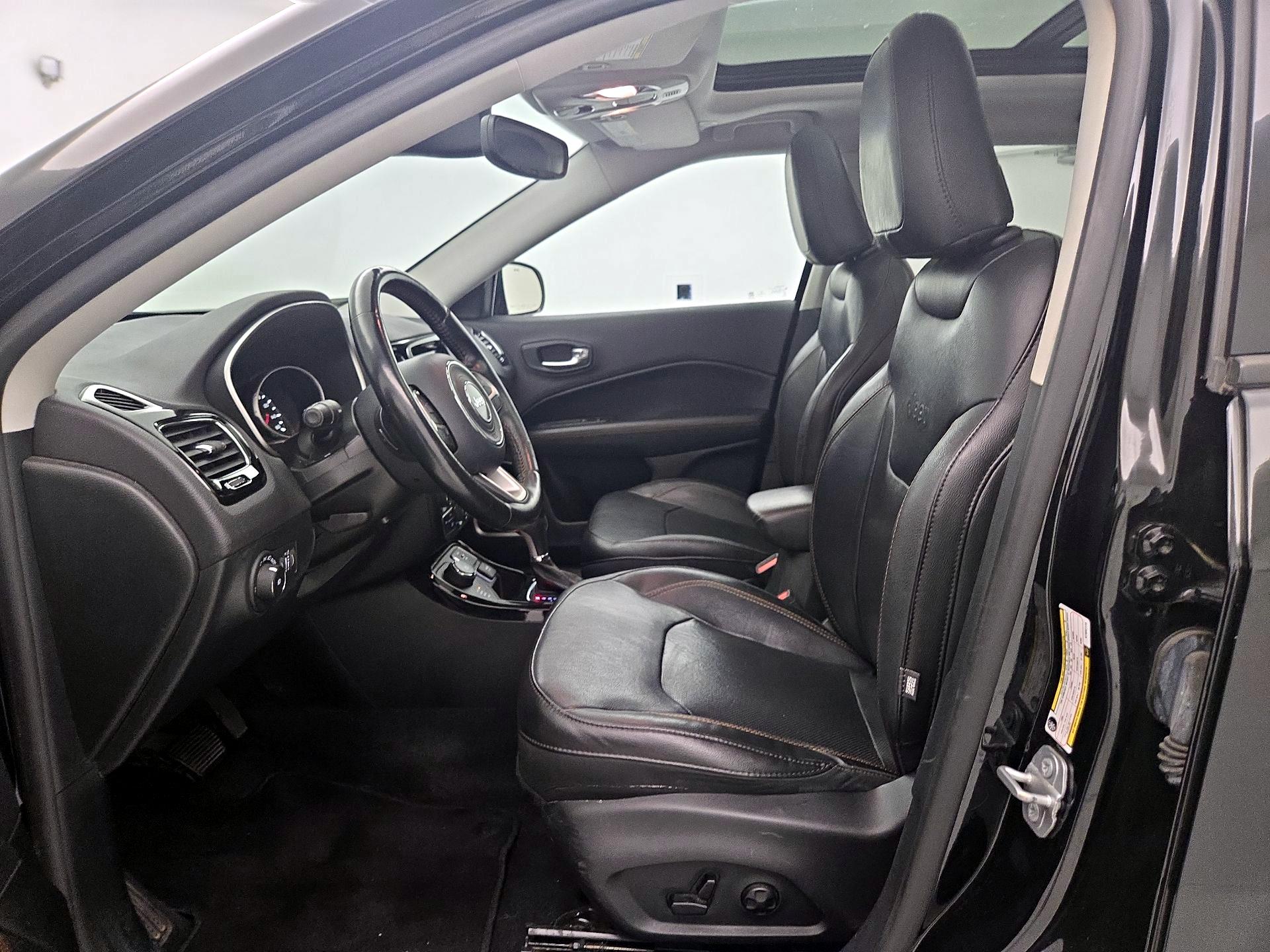 Thumbnail: 2019 Jeep Compass - 11