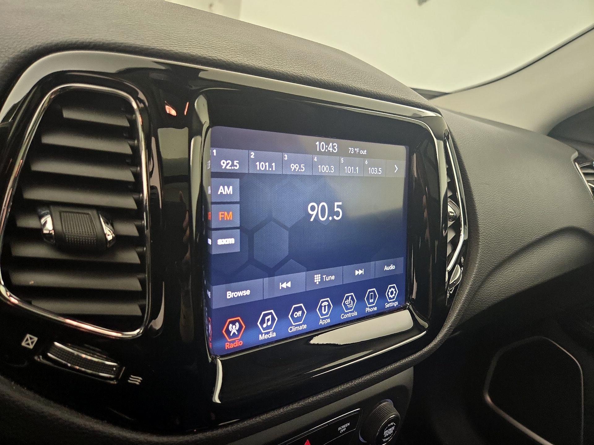 Thumbnail: 2019 Jeep Compass - 15