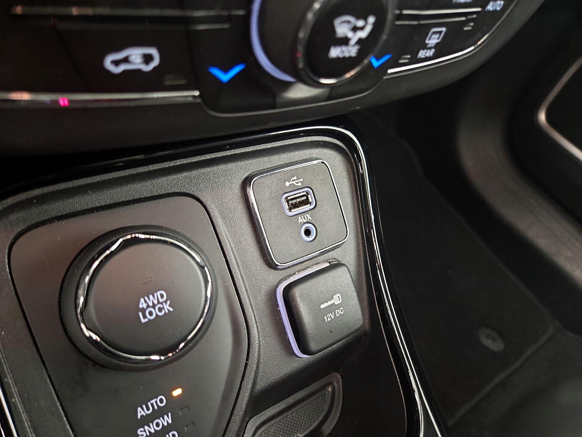 Thumbnail: 2019 Jeep Compass - 18