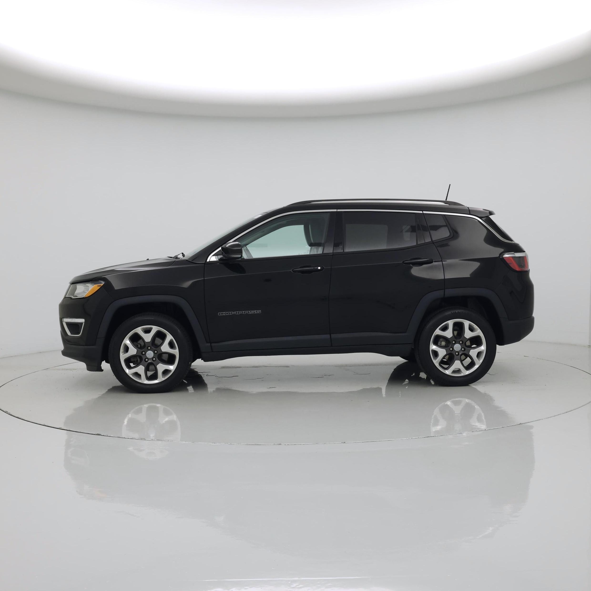 Thumbnail: 2019 Jeep Compass - 3