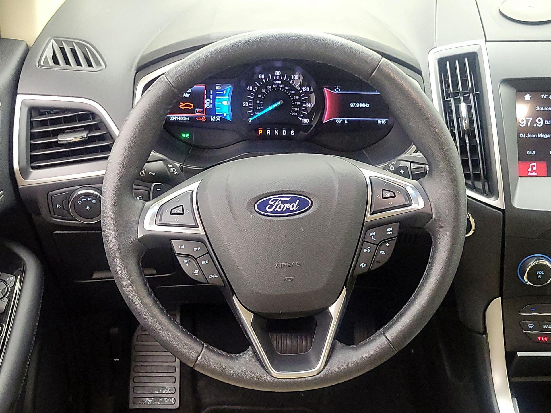 Thumbnail: 2019 Ford Edge - 10