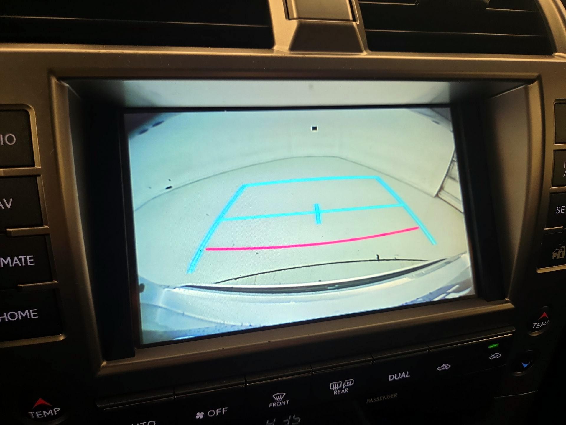 Thumbnail: 2016 Lexus GX - 15