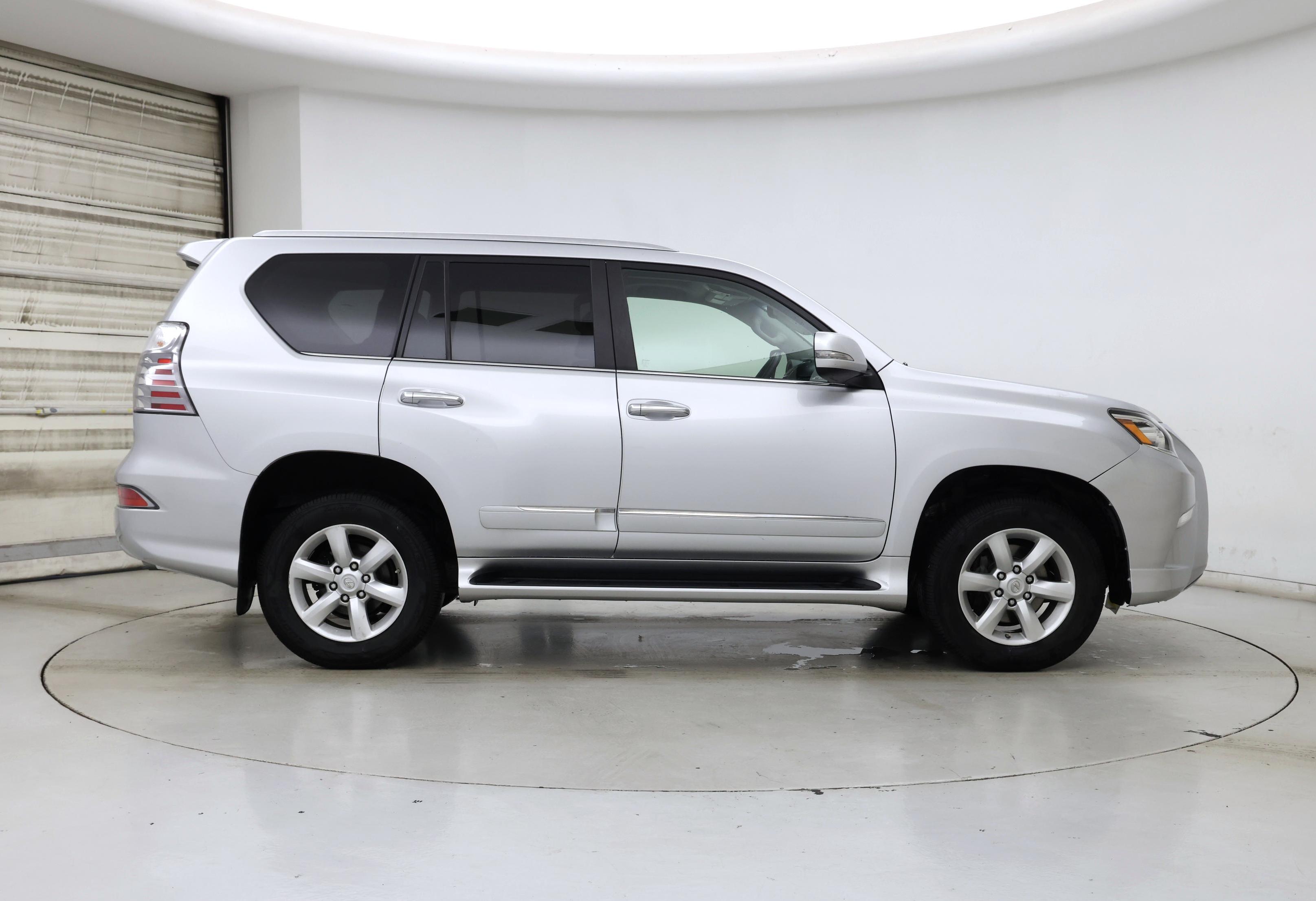 Thumbnail: 2016 Lexus GX - 7