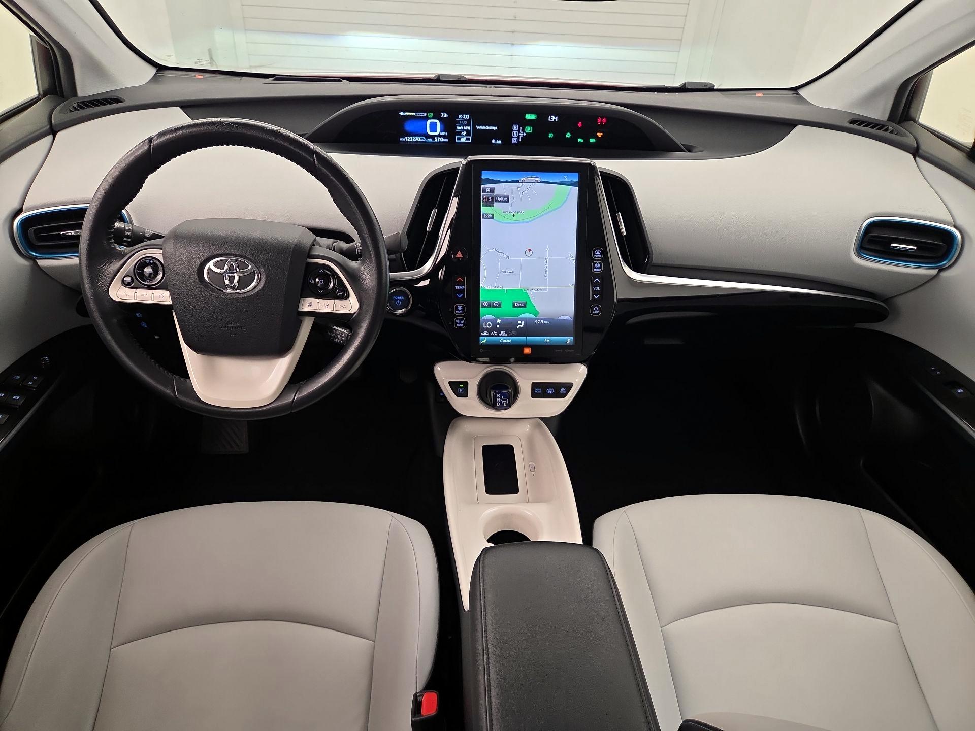 Thumbnail: 2018 Toyota Prius Prime - 9