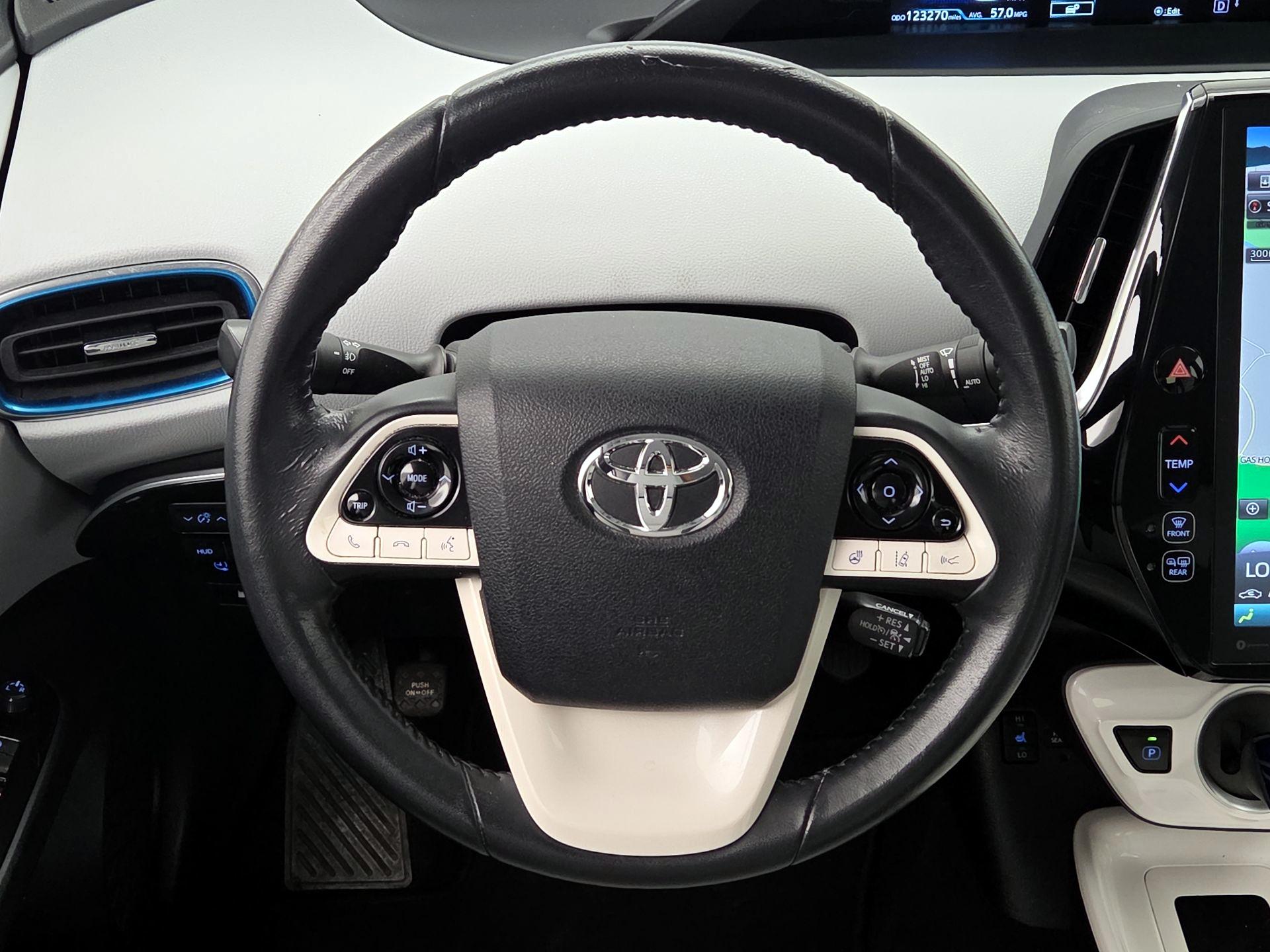 Thumbnail: 2018 Toyota Prius Prime - 10
