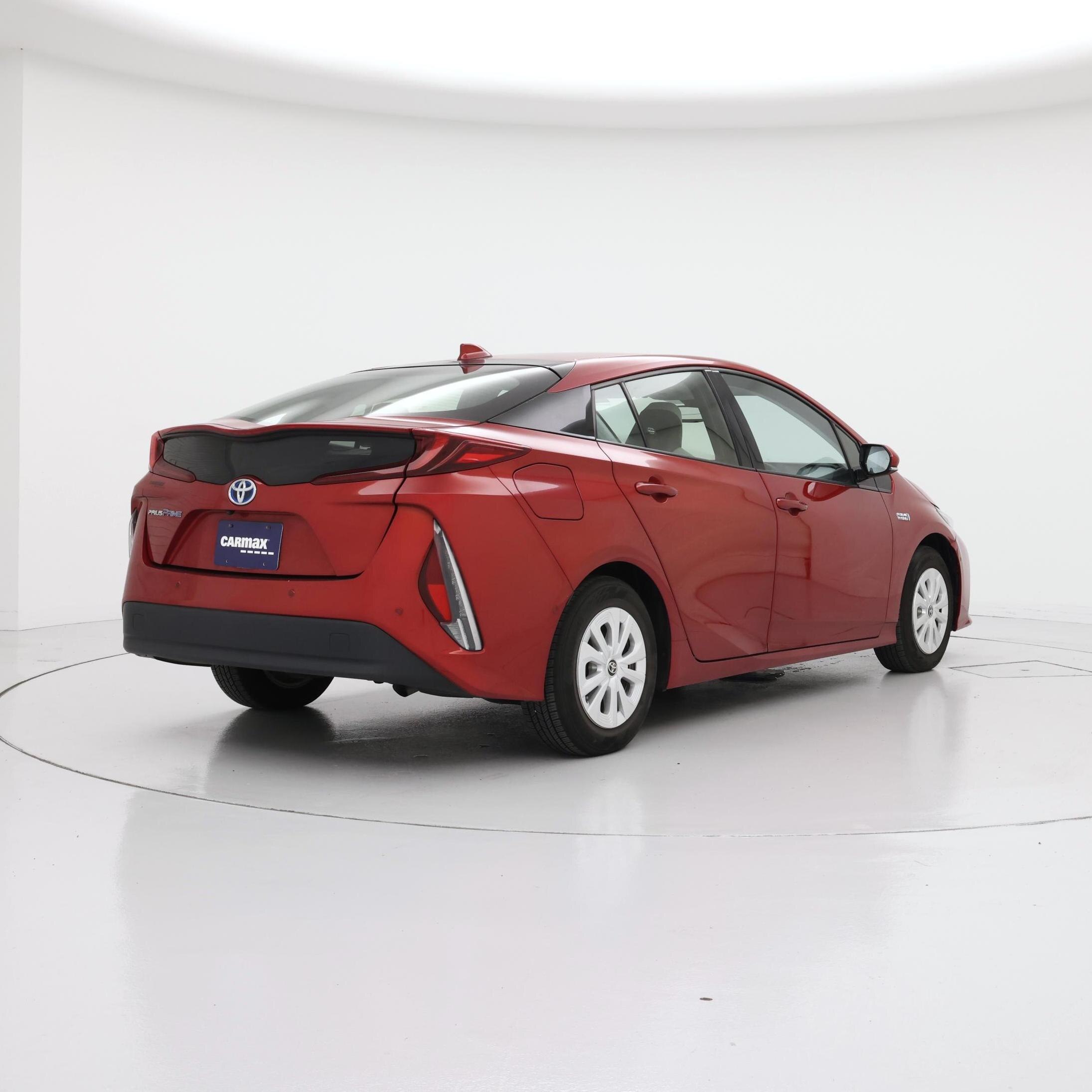 Thumbnail: 2018 Toyota Prius Prime - 8