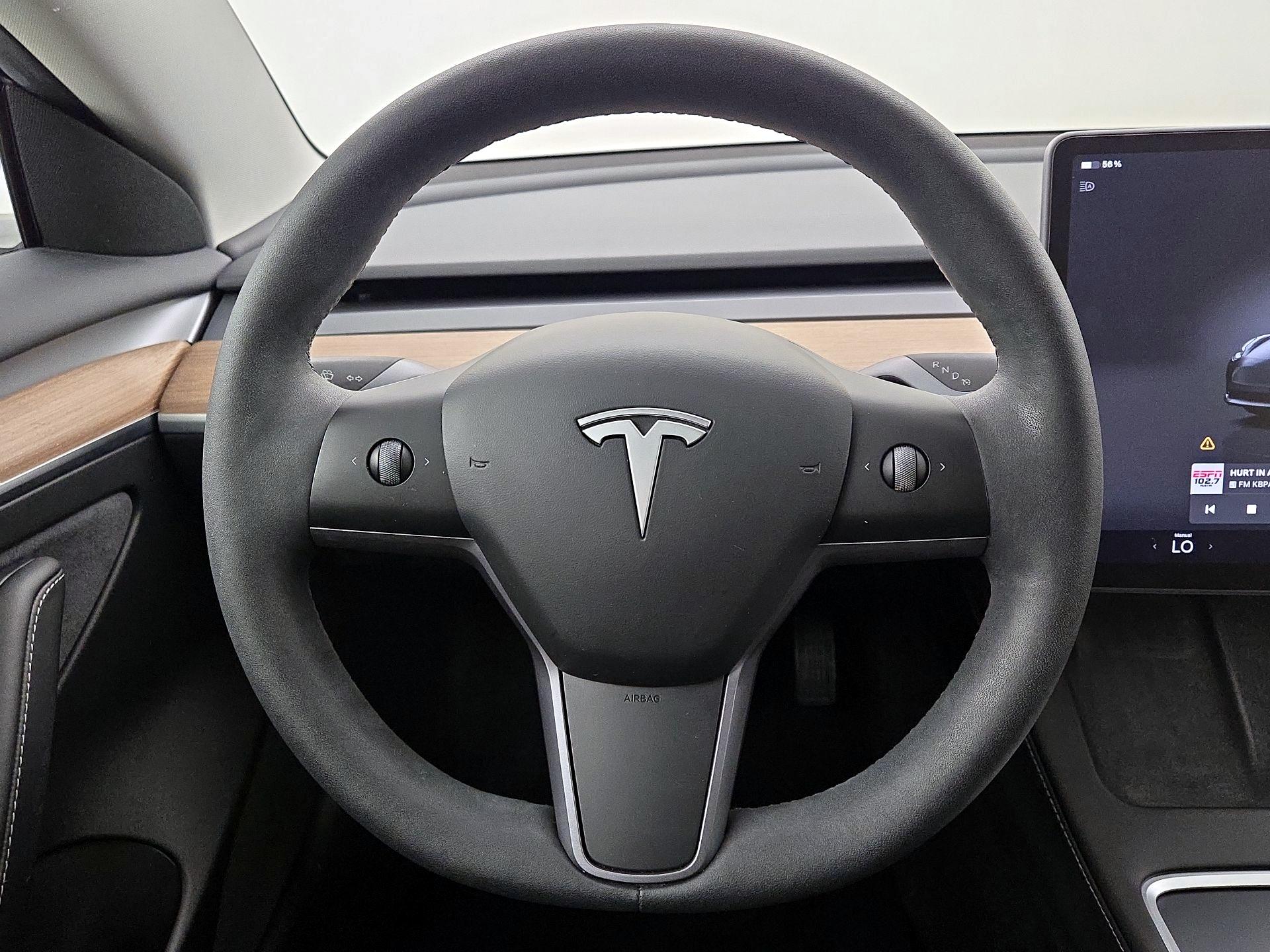 Thumbnail: 2023 Tesla Model 3 - 10
