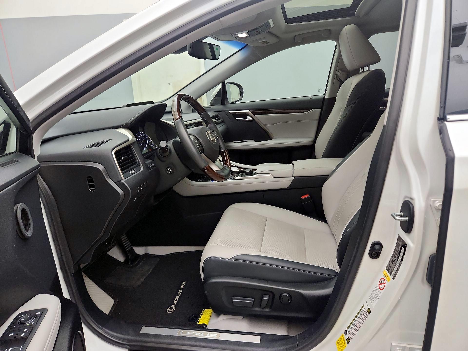 Thumbnail: 2019 Lexus RX - 11