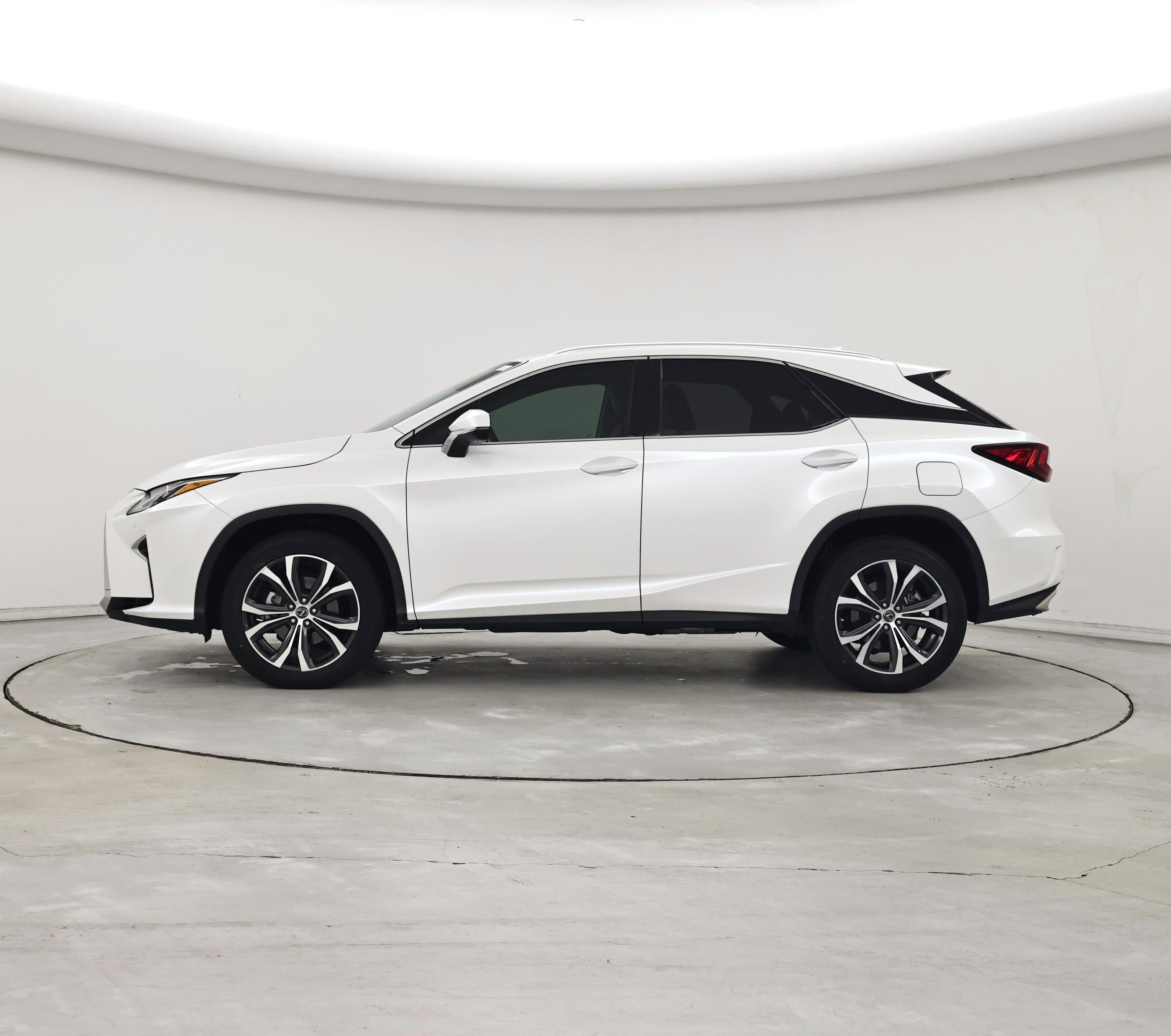Thumbnail: 2019 Lexus RX - 3
