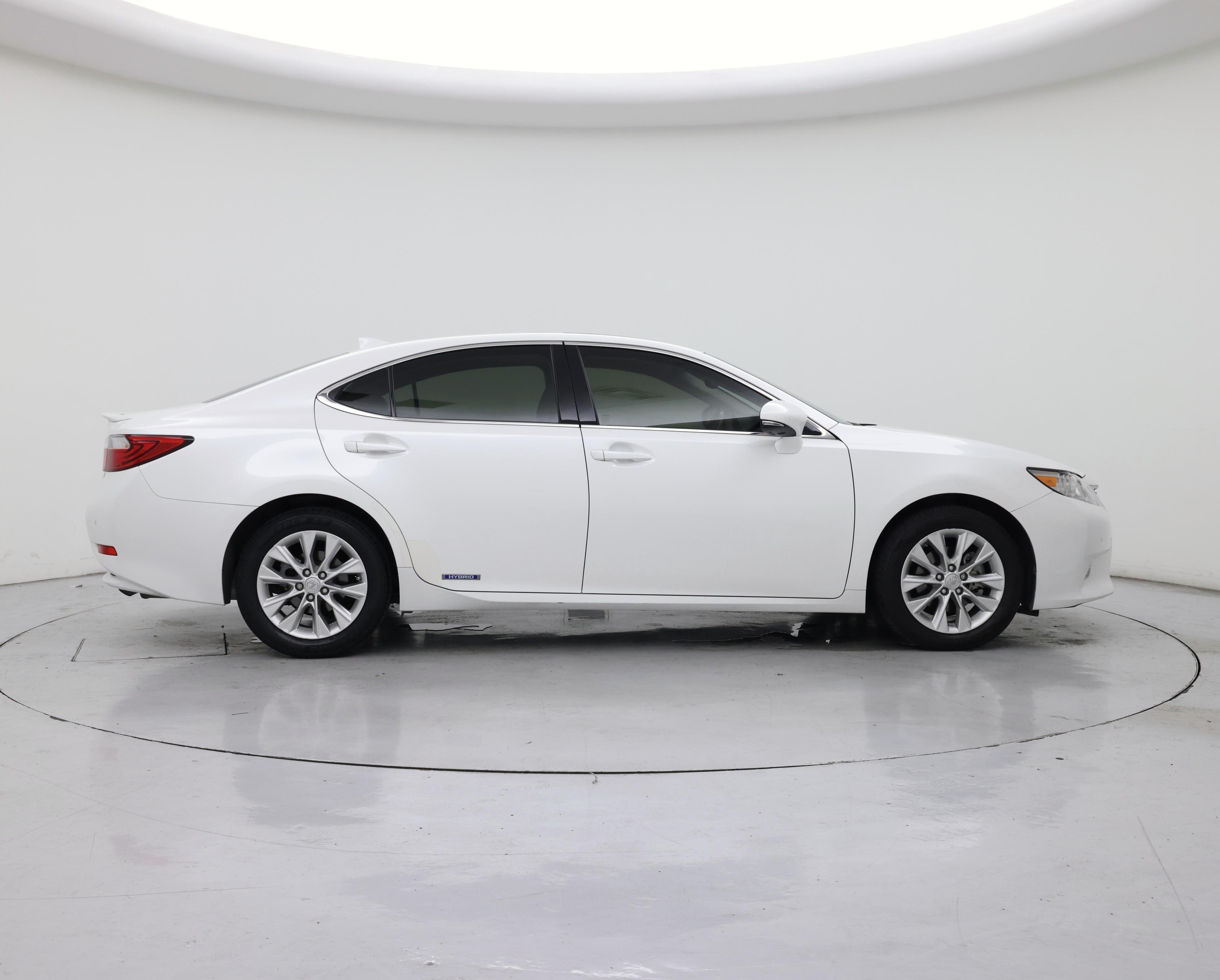 Thumbnail: 2015 Lexus ES - 7
