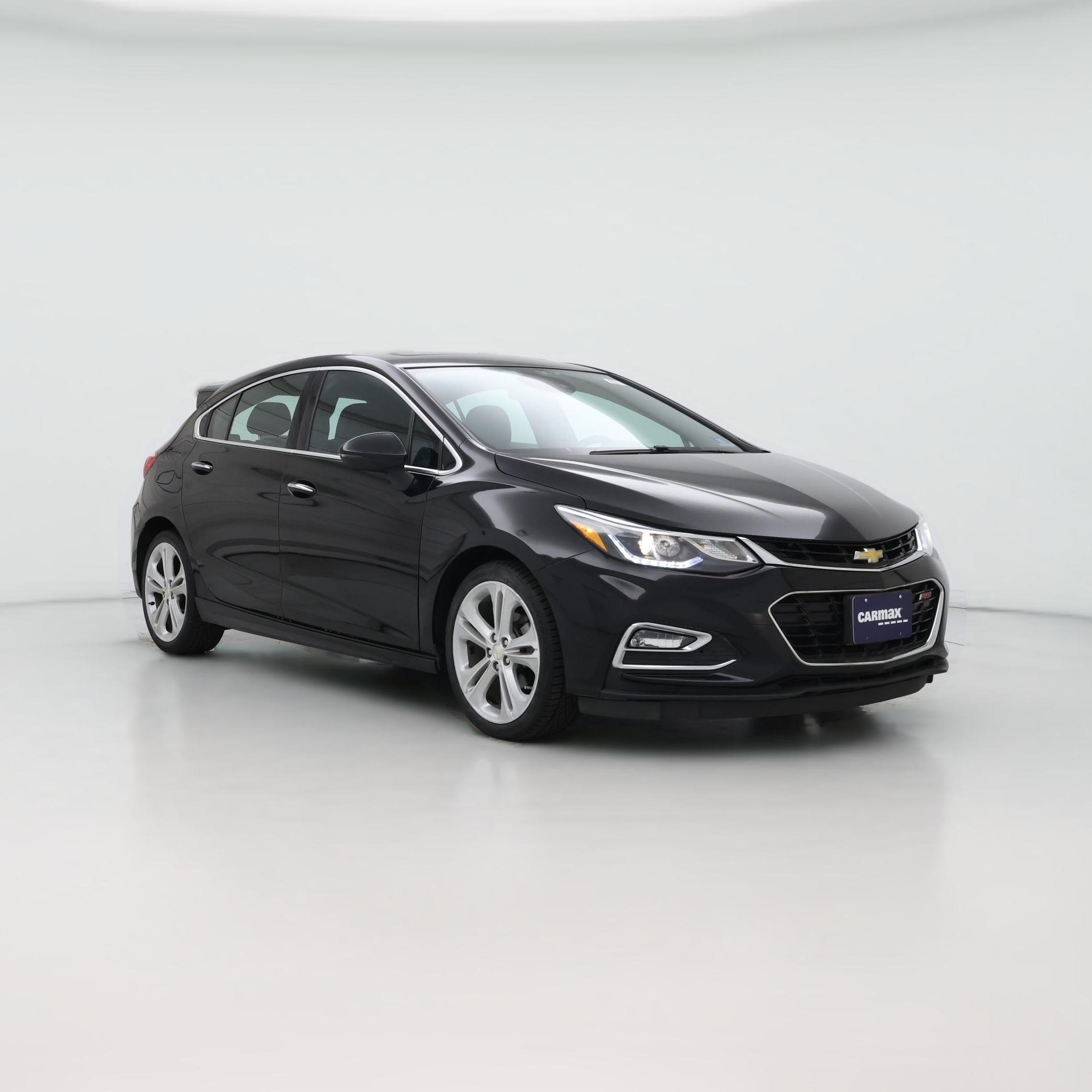 Thumbnail: 2017 Chevrolet Cruze - 1